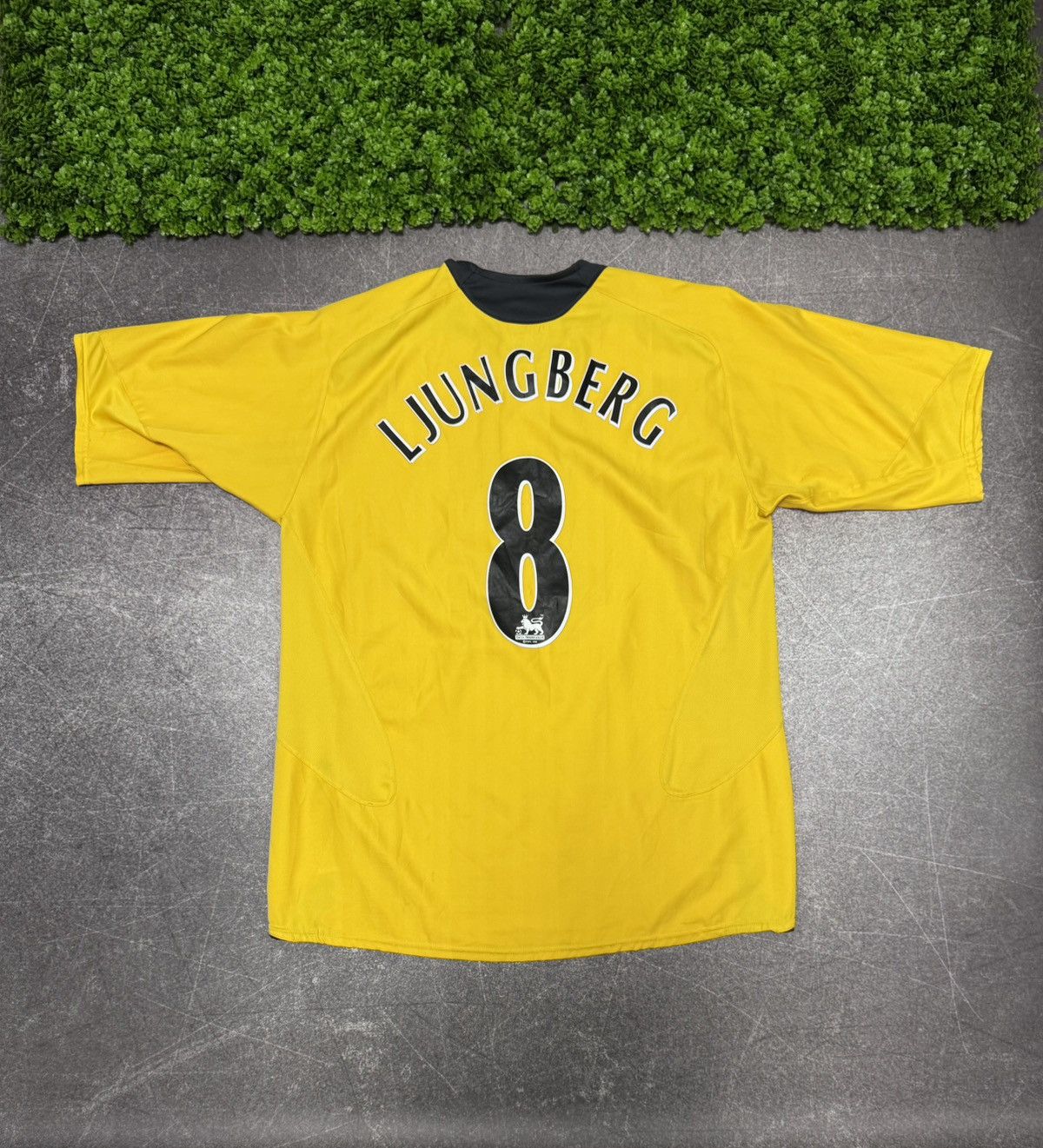 Nike 2006-07 Arsenal Nike Player Issue Away Shirt Ljungberg #8 Size US XL / EU 56 / 4 - 1 Thumbnail