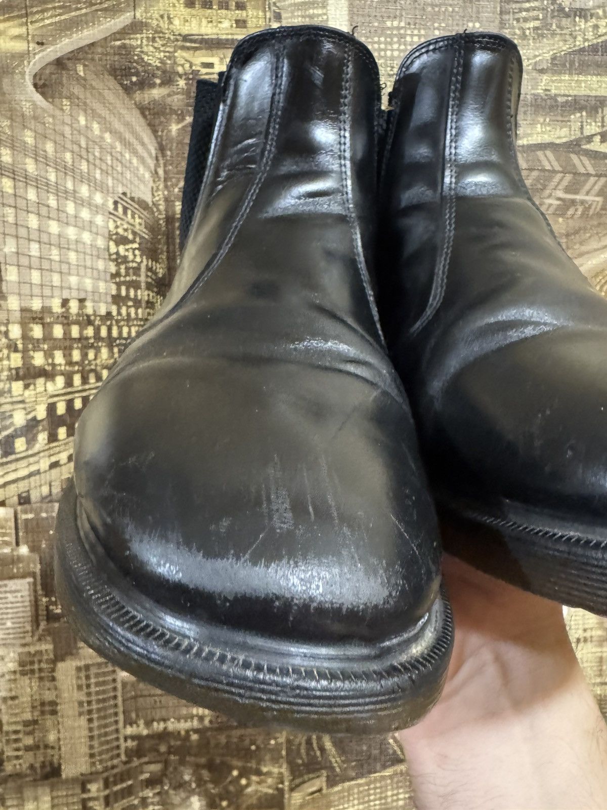 Dr. Martens Dr Martenes 2976 Chelsea Made in ENGLAND Size 12 Size US 12 / EU 45 - 4 Thumbnail