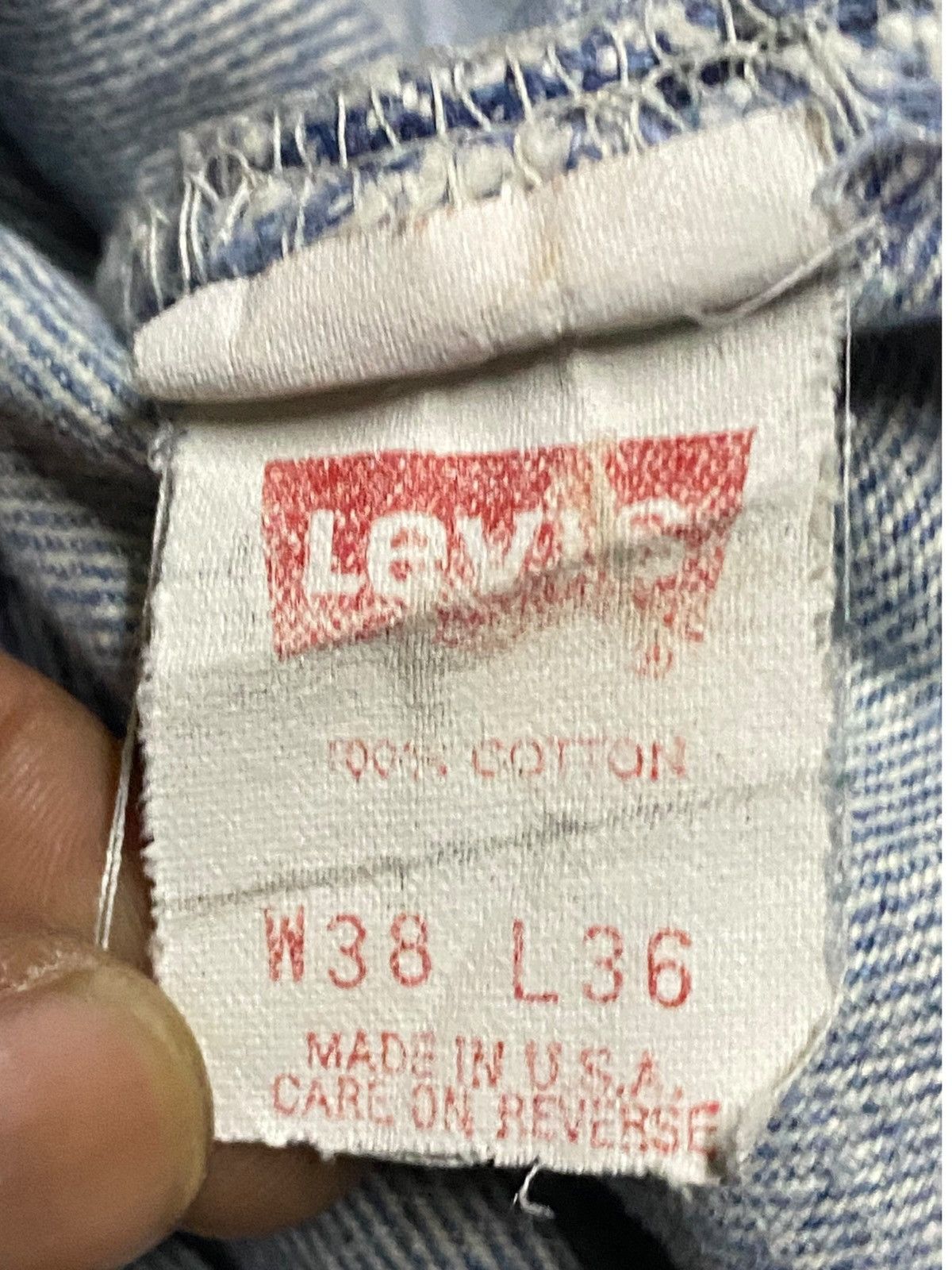 Levi's Vintage Levis 501 90’s Faded Wash Distressed Loose Jeans Size US 34 / EU 50 - 16 Thumbnail