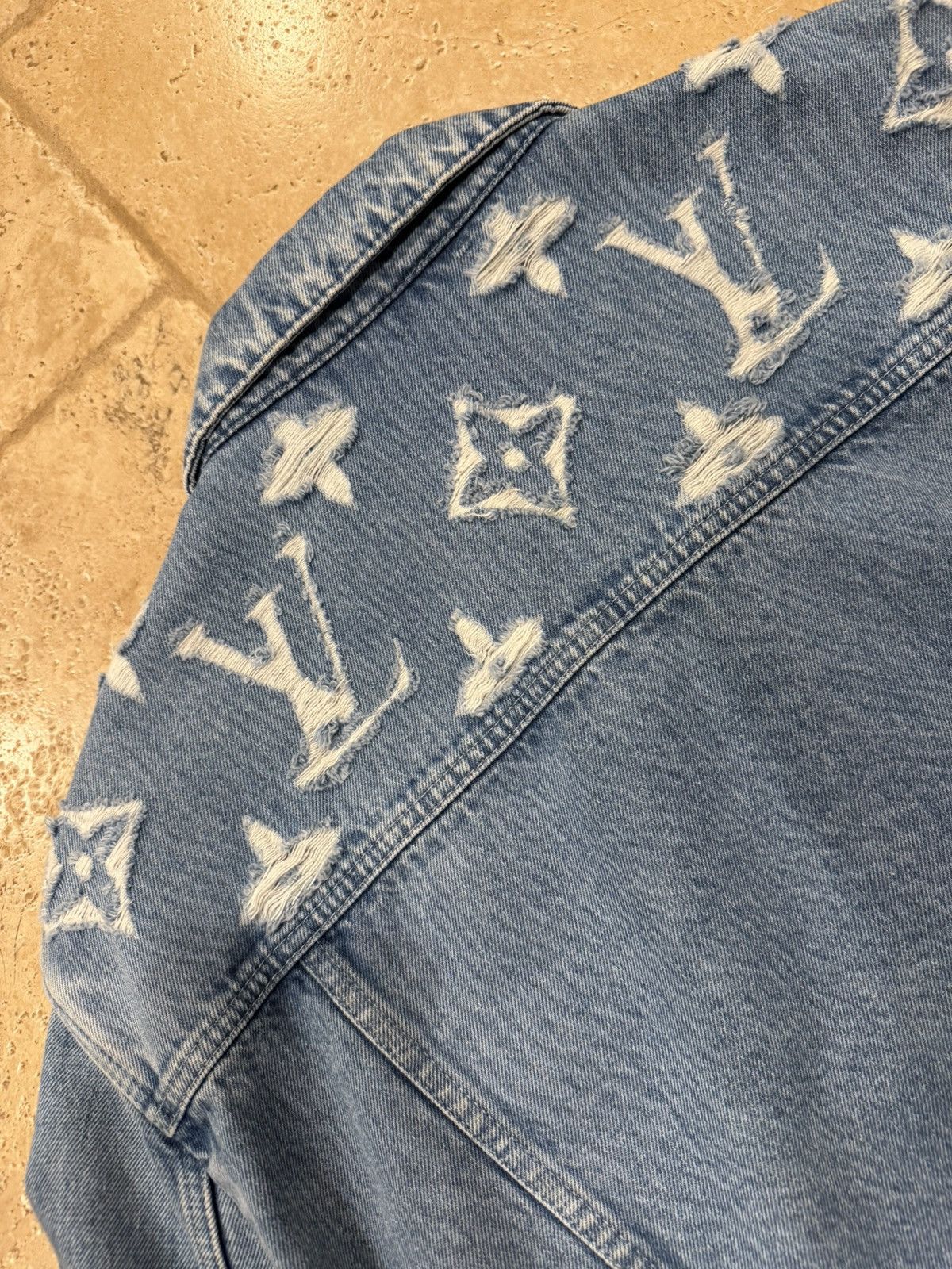 Louis Vuitton Louis Vuitton Frayed Distress Monogram Denim Trucker Jacket Size US XL / EU 56 / 4 - 18 Thumbnail