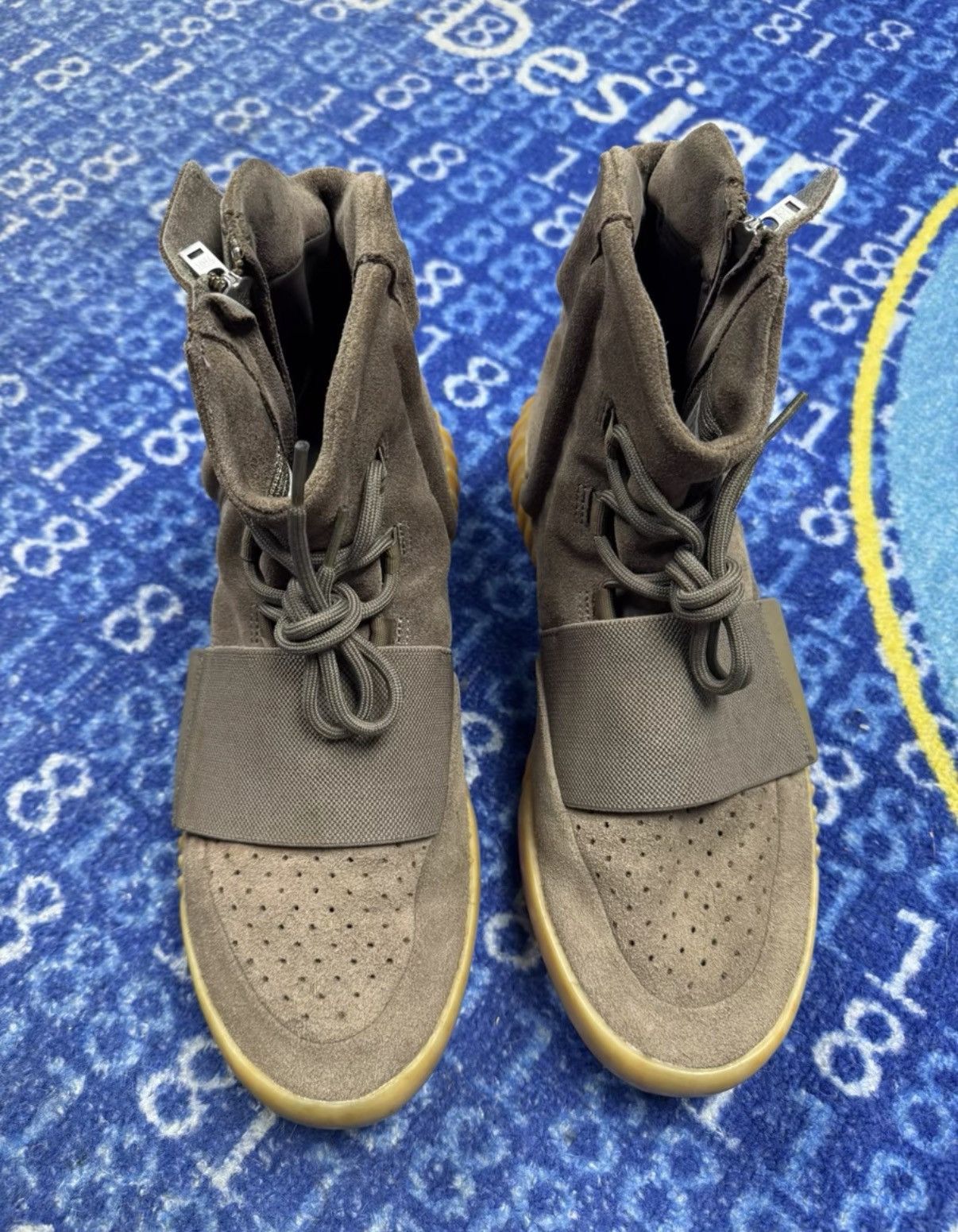 Adidas Adidas Yeezy 750 Light Brown Gum K37 Size US 10.5 / EU 43-44 - 5 Thumbnail
