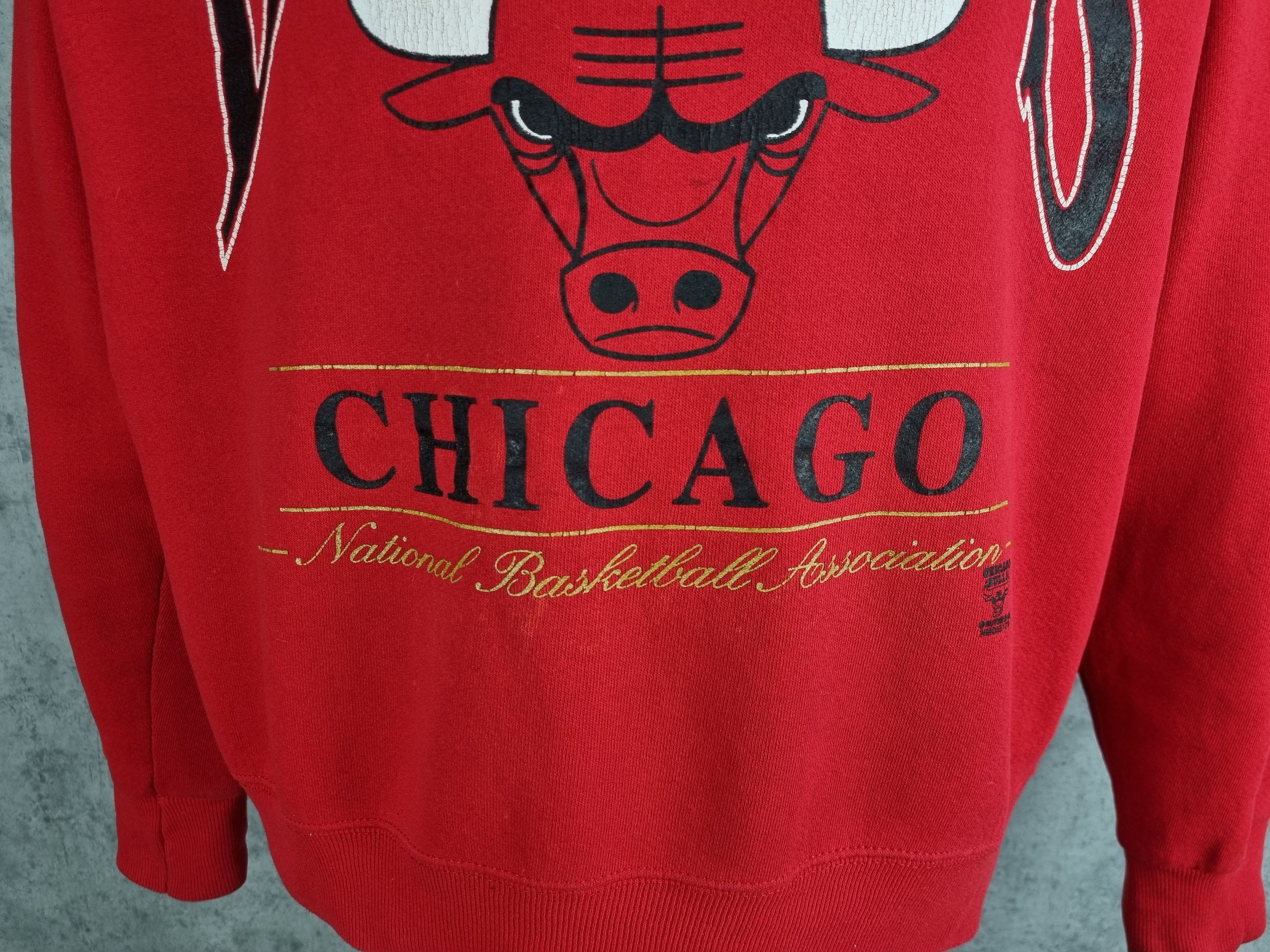 NBA × Vintage Big Logo Chicago Bulls Vintage Sweatshirt Size US L / EU 52-54 / 3 - 6 Thumbnail