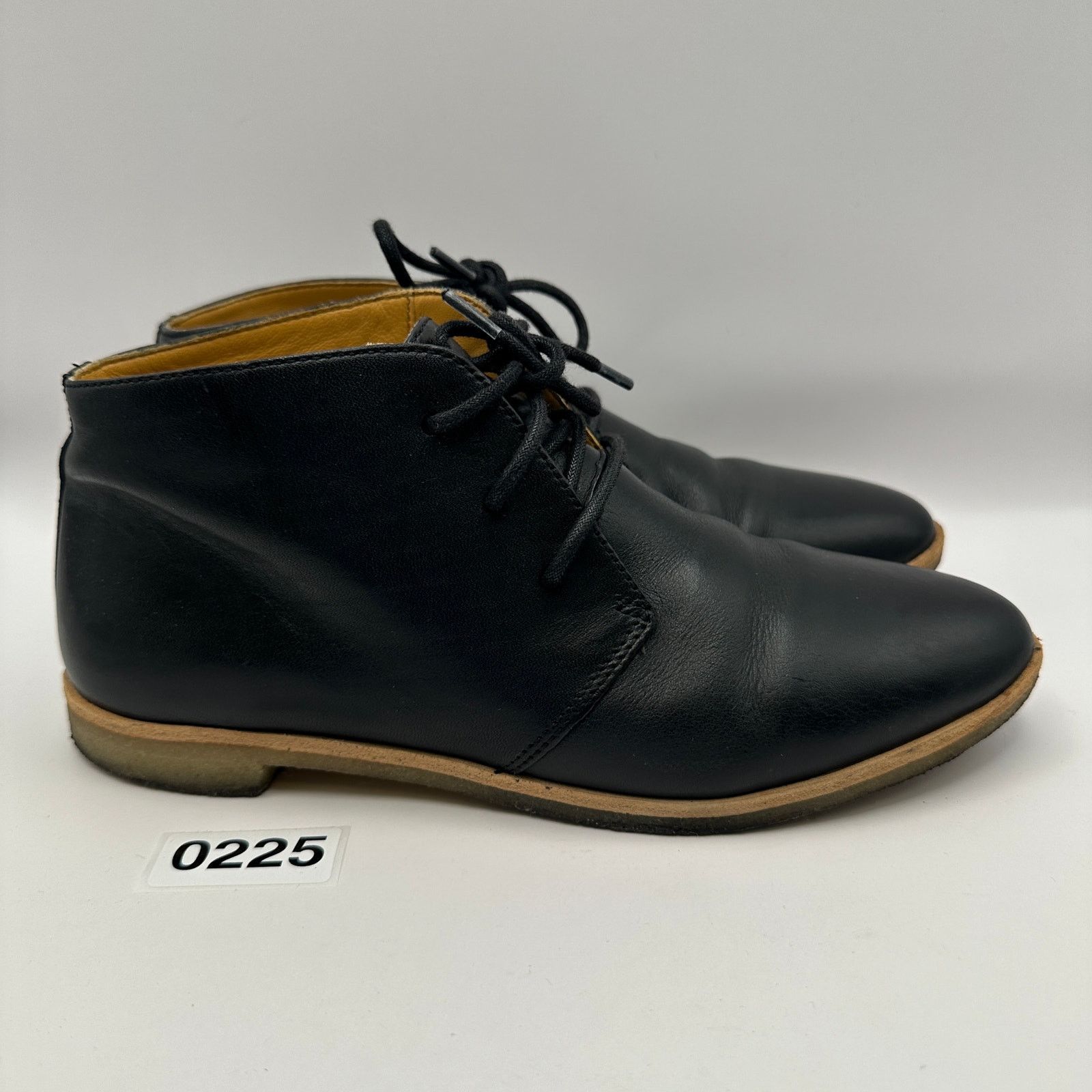 Clarks Clarks Women's 7.5 Leather Boot Gum bottom Black Leather Size US 7.5 / IT 37.5 - 4 Thumbnail