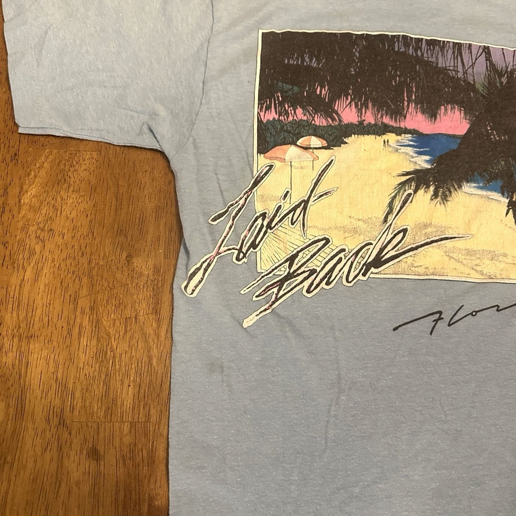 Vintage VINTAGE Florida Laid Back Beach Scene Graphic T Shirt Fits Size Small Blue 80s Size US S / EU 44-46 / 1 - 2 Thumbnail