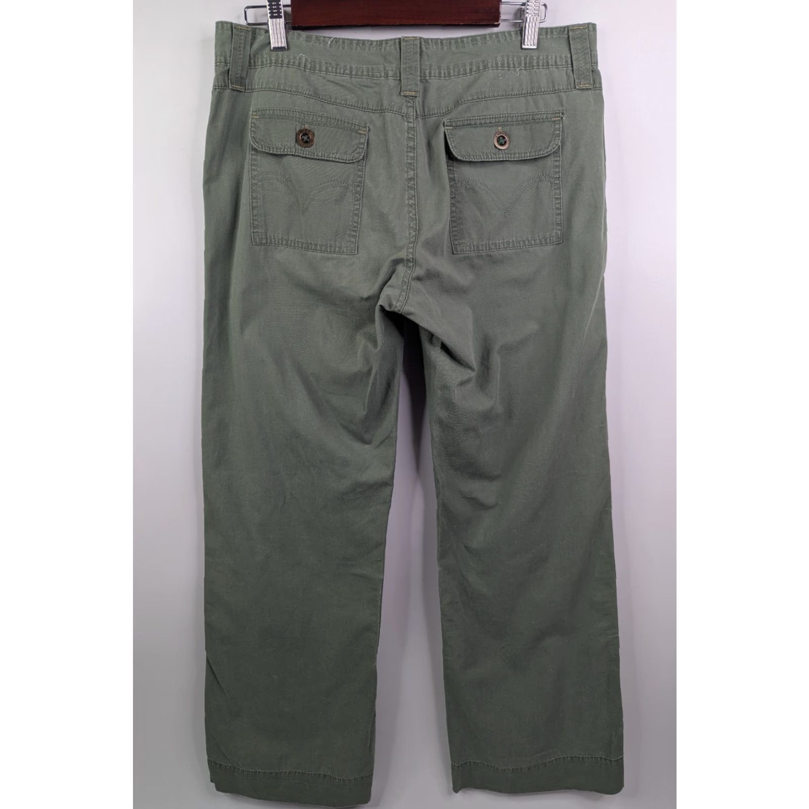 Levi's Levi's Green Twills Pants Baggy Mid Rise Straight Leg Women's Size 10 - Levi's Pants - Green - Twill - Mid Rise - Straight - 10 - Women - Size 10 Size 32" / US 10 / IT 46 - 6 Thumbnail