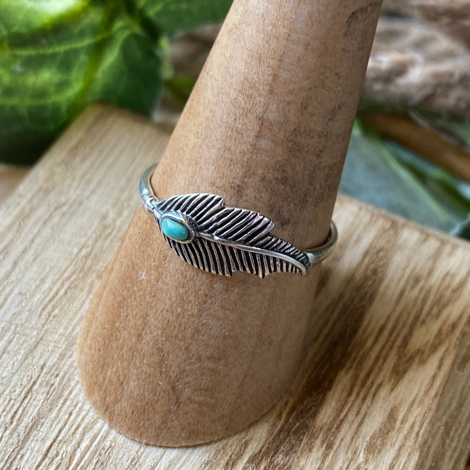 The Unbranded Brand Turquoise Sterling Silver Feather Ring Size 9 Size ONE SIZE - 1 Thumbnail