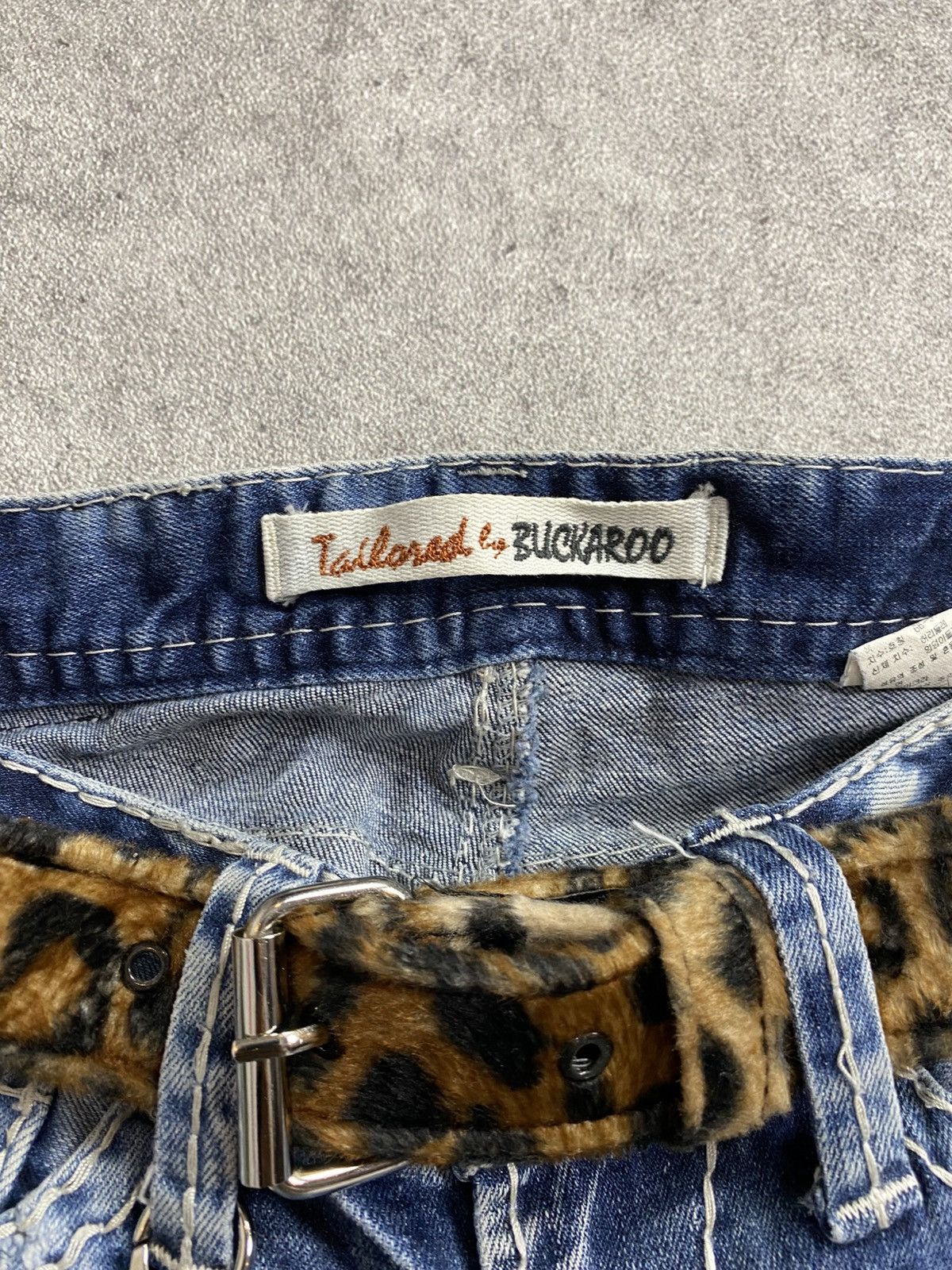 If Six Was Nine × Japanese Brand × Le Grande Bleu (L.G.B.) 2000s Buckaroo Flare Washed Jean Pant Size US 29 - 3 Thumbnail