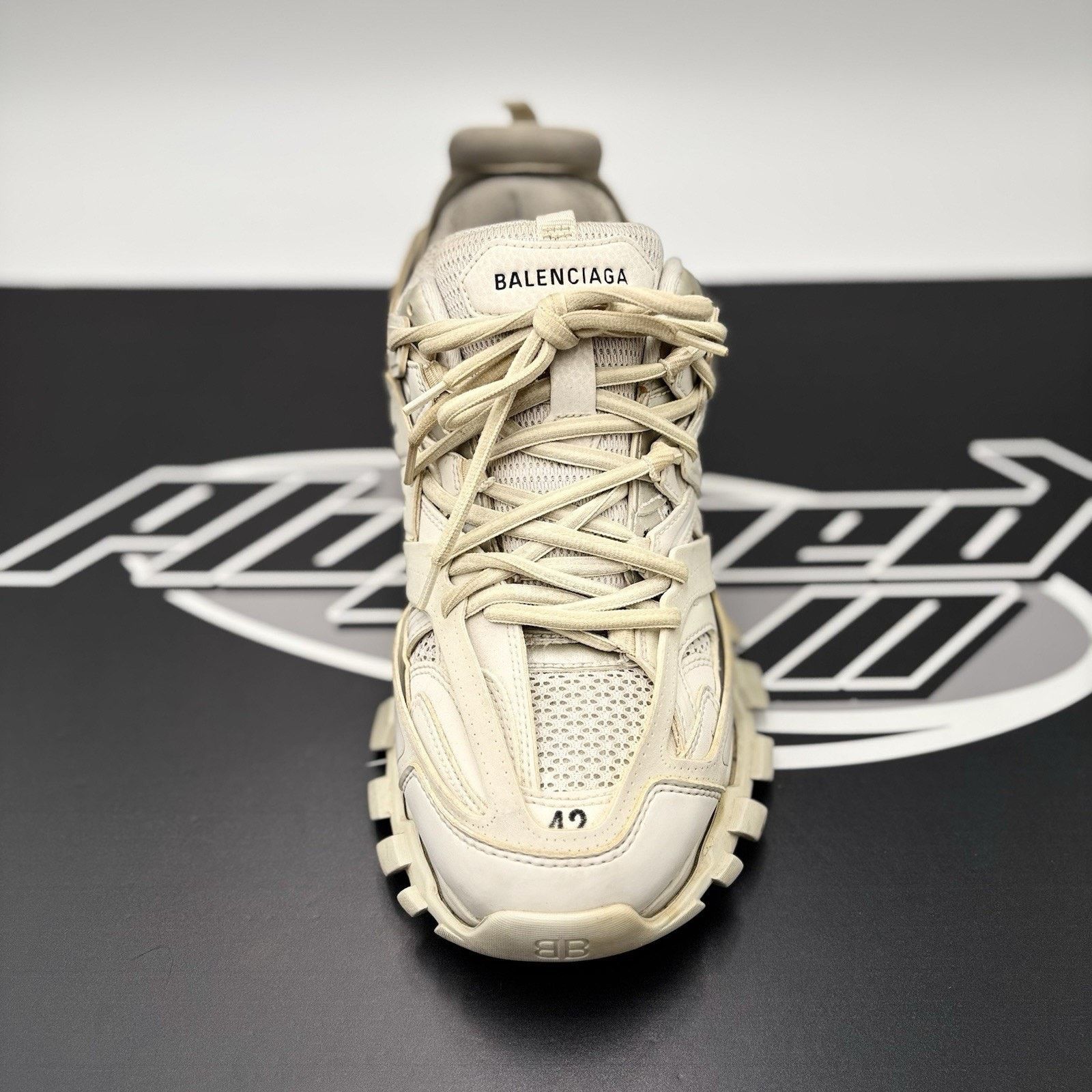 Balenciaga Balenciaga Track Sneaker ' Crème White ' | GOOD CONDITION Size US 9 / EU 42 - 14 Thumbnail