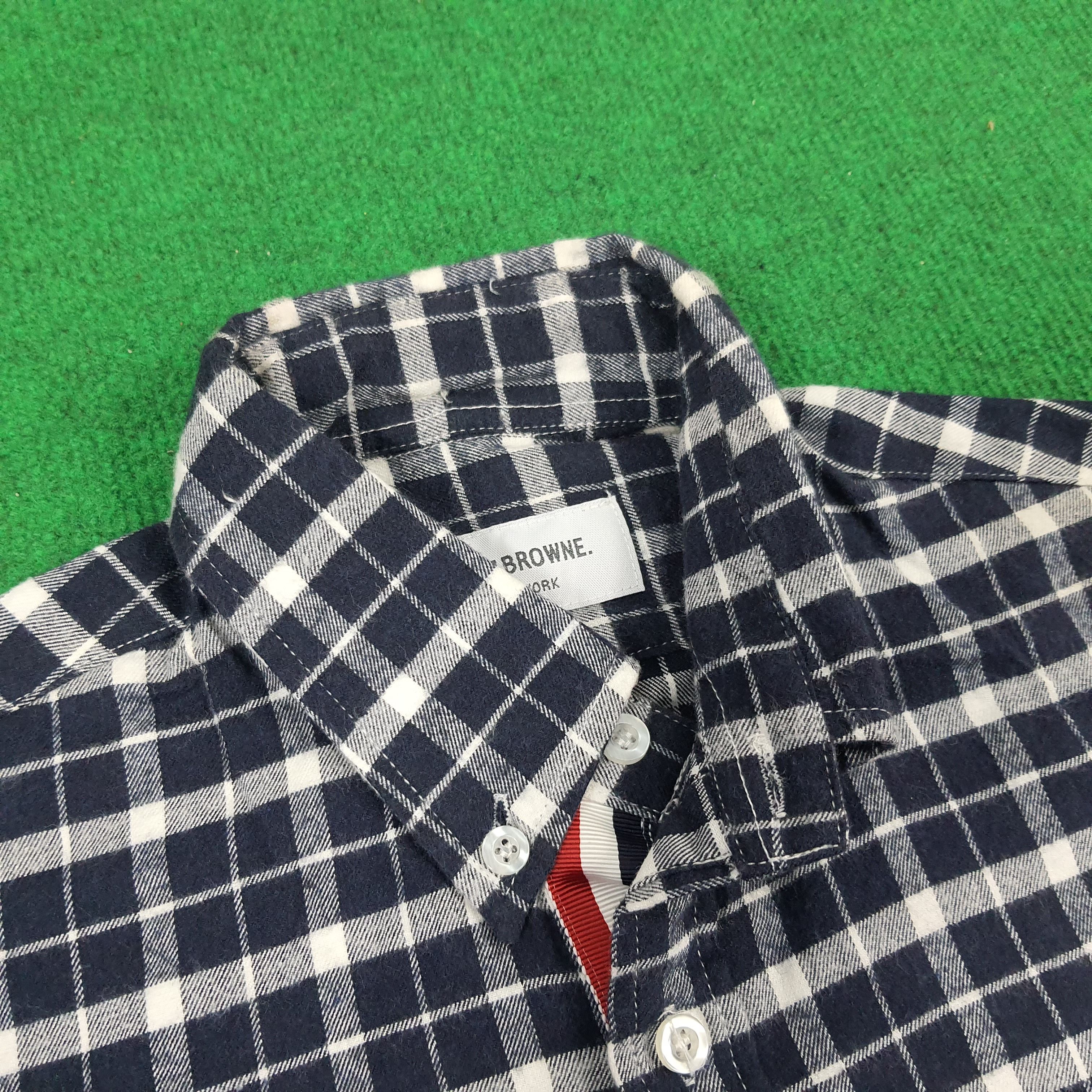 Japanese Brand Vintage Thom Browne New York Button Up Long Sleeve Shirt Size US S / EU 44-46 / 1 - 5 Thumbnail