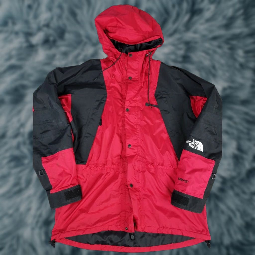 The North Face VINTAGE The North Face Gore Tex Hoodie Coat Mens L Red 90s TNF Coat 30in 27in Pit to Pit Size US L / EU 52-54 / 3 - 1 Thumbnail