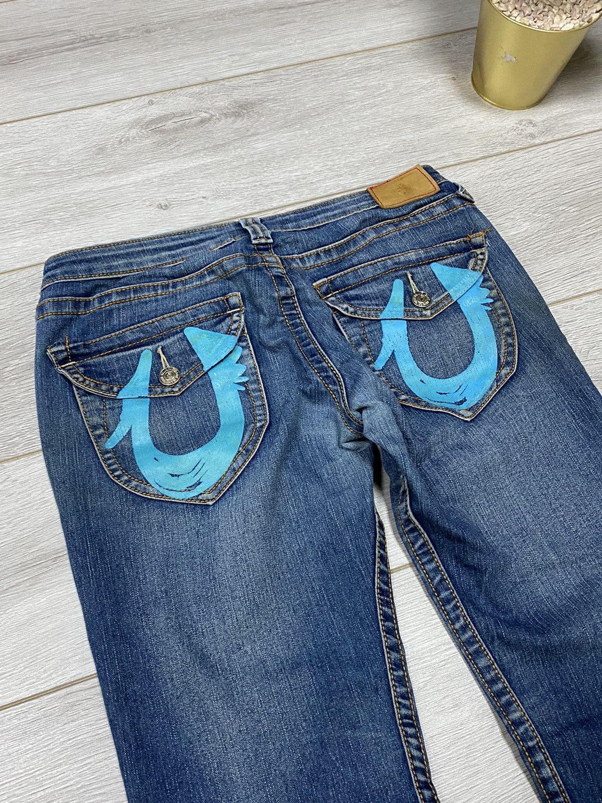 True Religion True Religion vintage horse shoe big logo stitched jeans Size US 30 / EU 46 - 4 Thumbnail