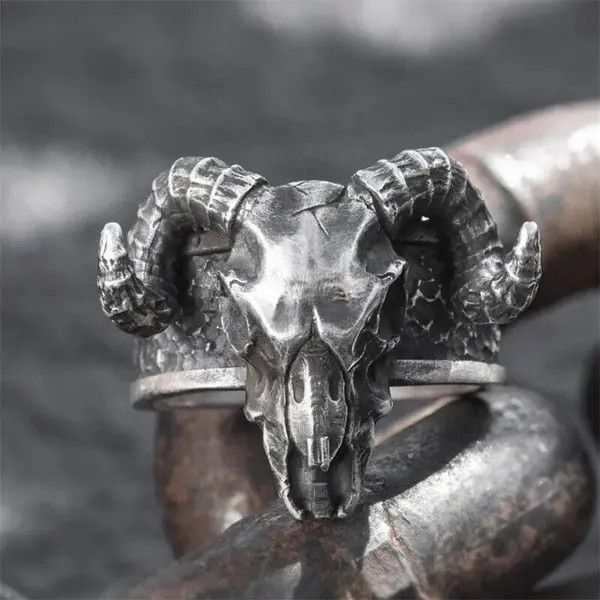 Jewelry Vintage Retro Punk Skull Devil Horn Rings Size ONE SIZE - 1 Thumbnail