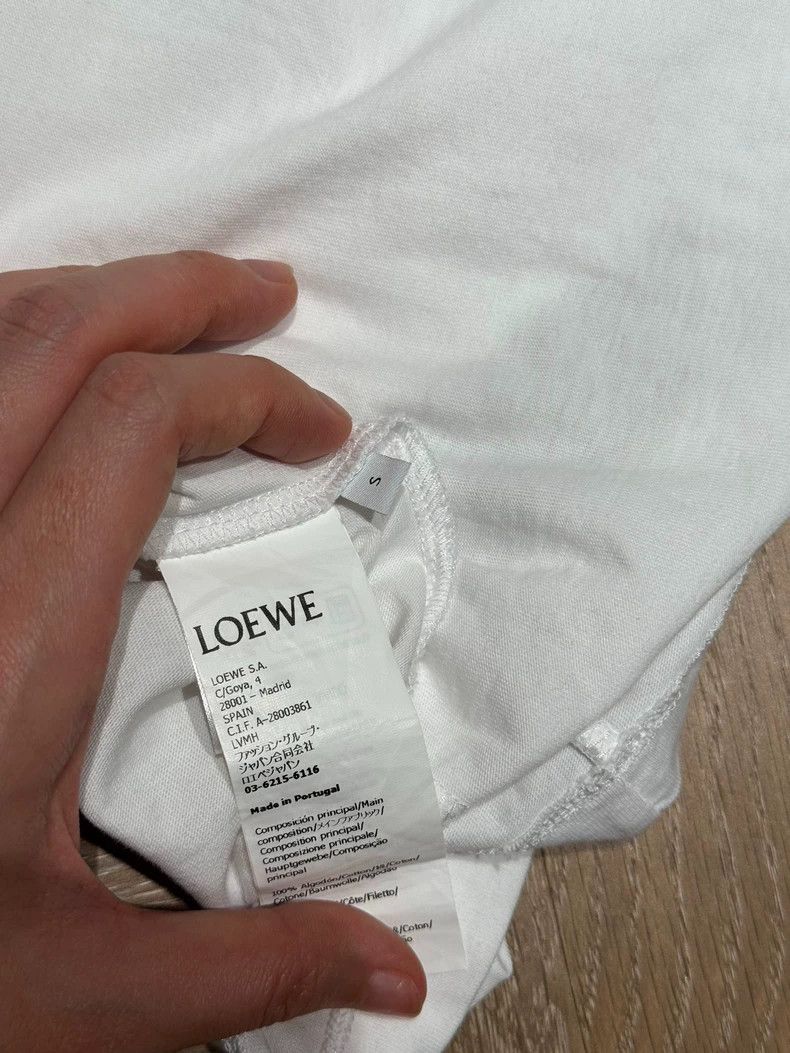 Loewe LOEWE Limited edition T-shirt of' Artisan Tiandi' exhibiti Size S / US 4 / IT 40 - 3 Thumbnail