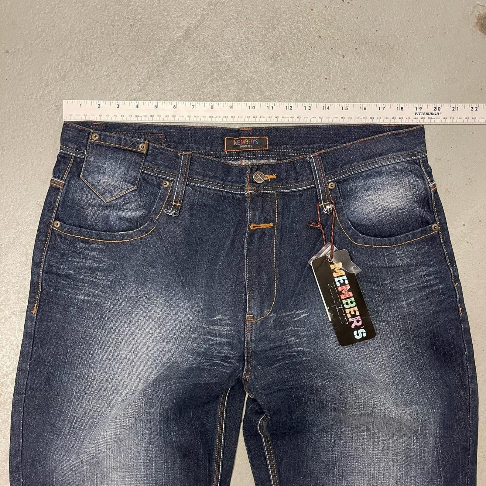 Vintage Vintage Members Property Faded Denim Baggy Jeans Mens 38x34 Size 38" / US 16 / IT 52 - 4 Thumbnail