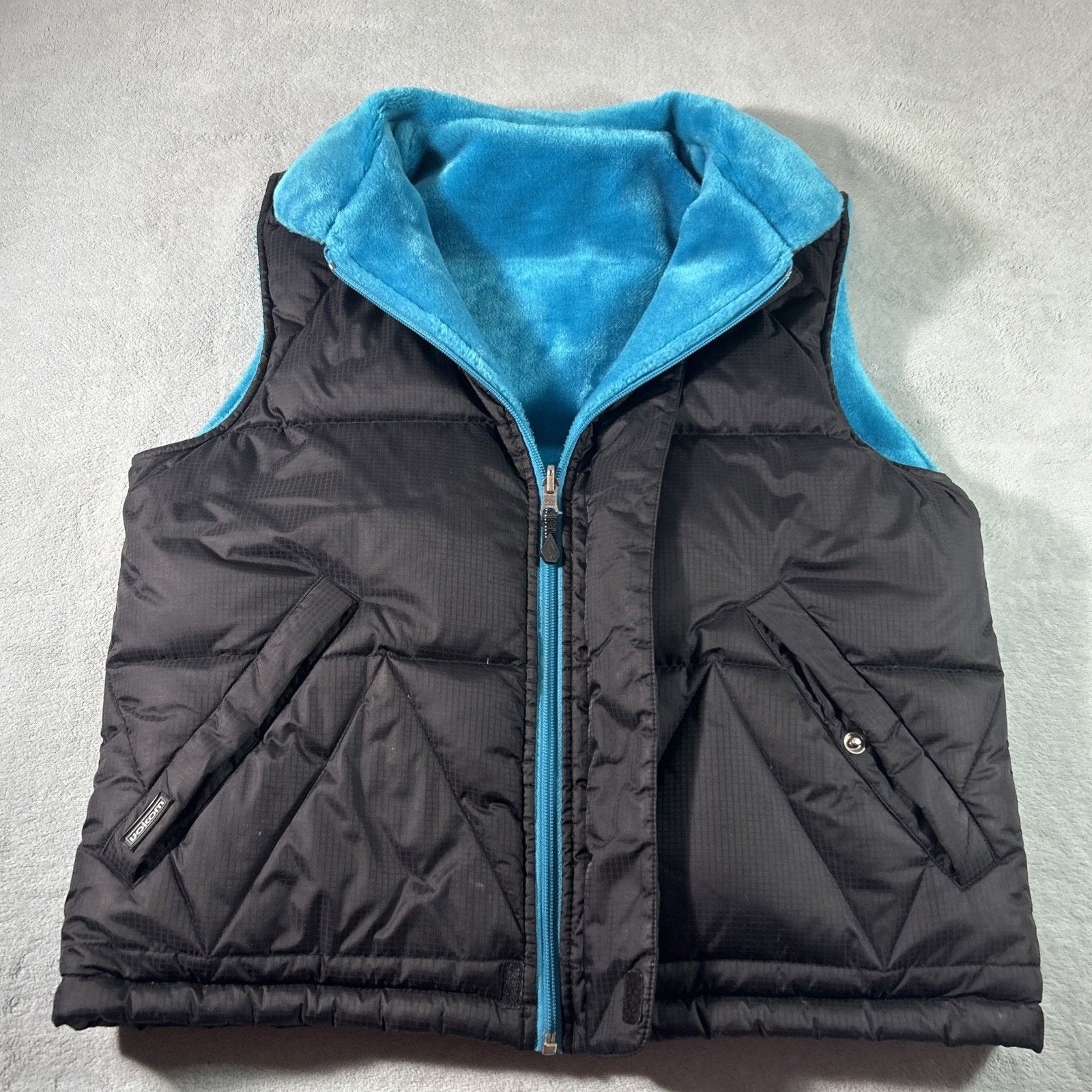 Volcom RARE Volcom Fuzzar Snow Vest Downed Jacket W's Large Revers Size L / US 10 / IT 46 - 3 Thumbnail