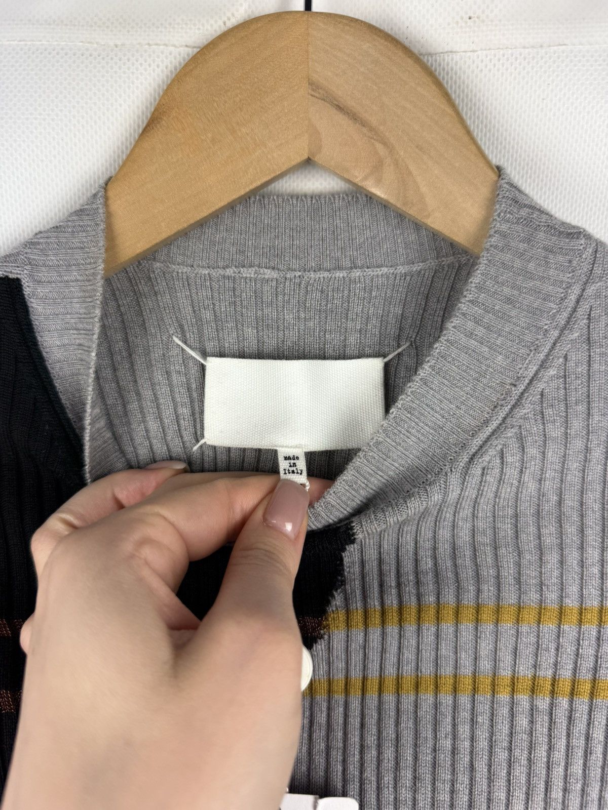 Maison Margiela Margiela Runaway Geometric Pattern Wool Sweater Pullover Size S / US 4 / IT 40 - 8 Thumbnail