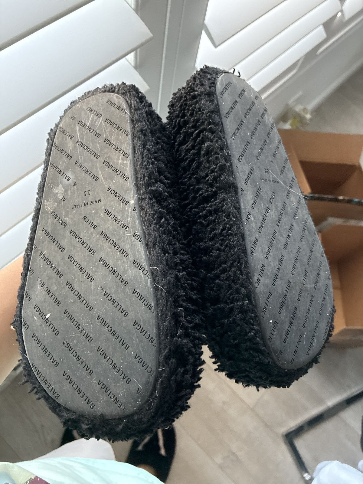 Balenciaga Balenciaga furry platform slide Size US 5 / IT 35 - 3 Thumbnail