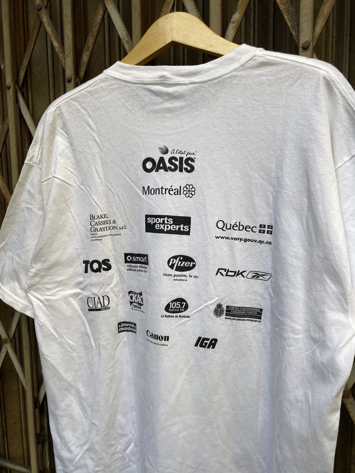 Gildan Vintage Marathon International de Montreal Tee Size US XL / EU 56 / 4 - 6 Thumbnail
