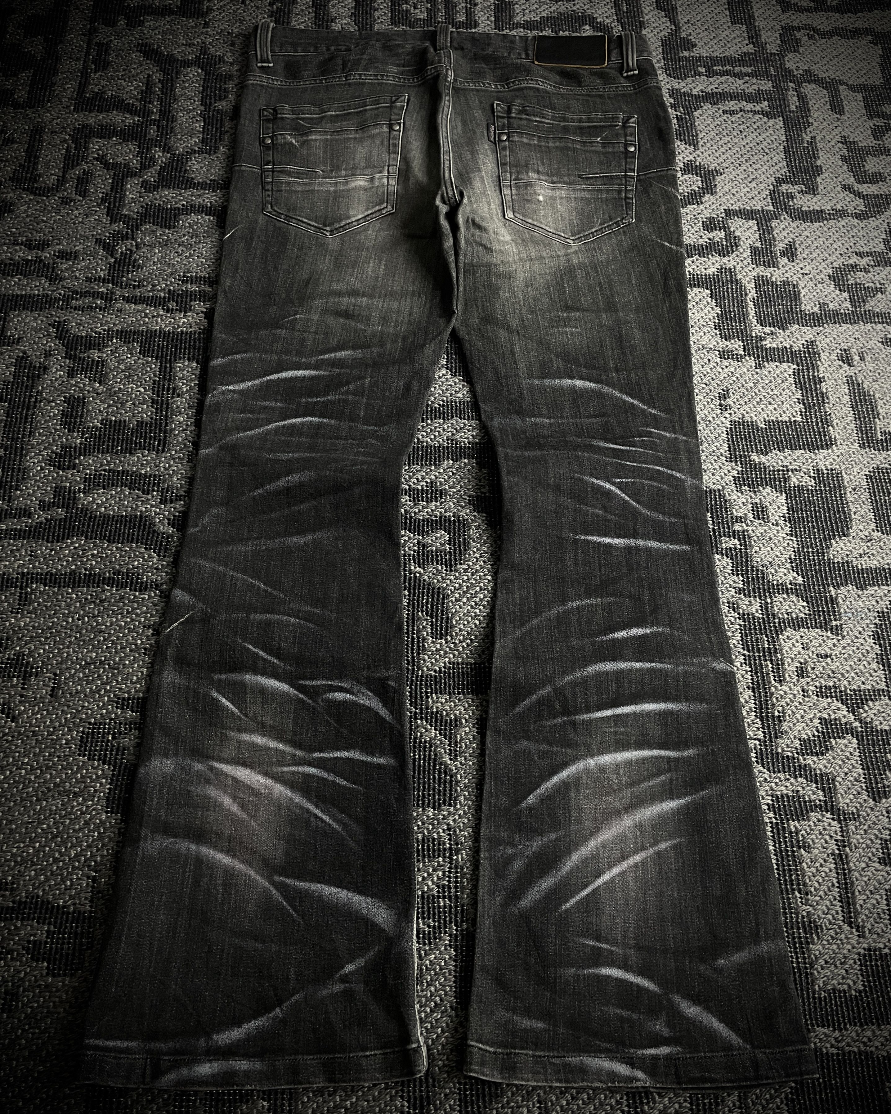 Tornado Mart Tornado Mart Black Whiskered Faded Flared Denim Size US 33 - 4 Thumbnail
