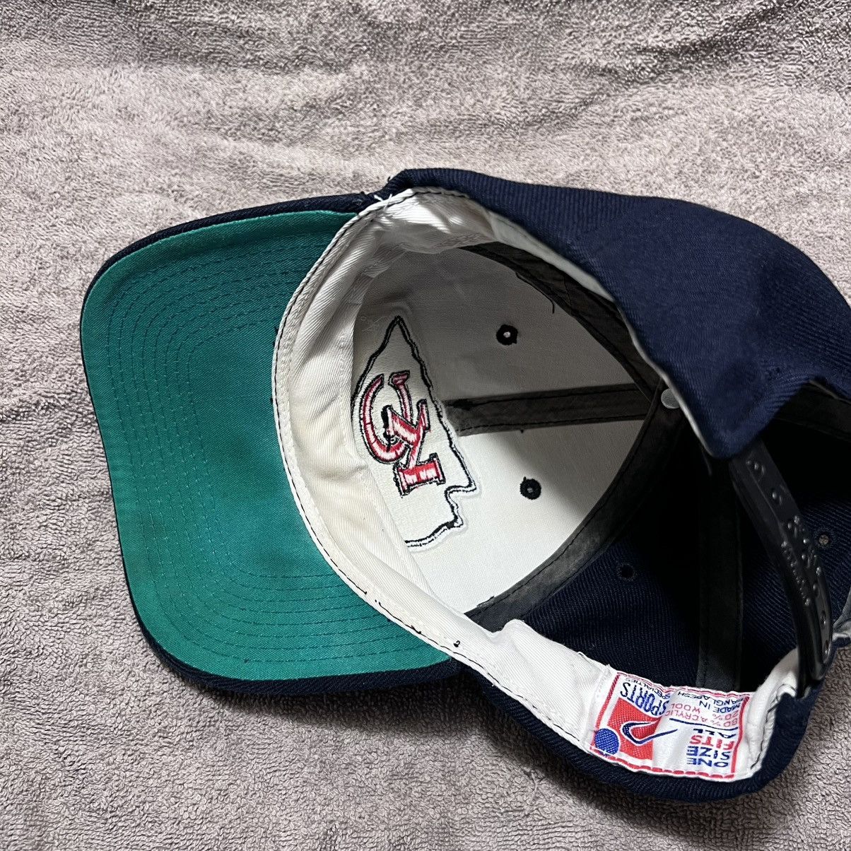 Sports Specialties Vintage 90s Sports Specialties Kansas City Chiefs Snapback Size ONE SIZE - 8 Thumbnail