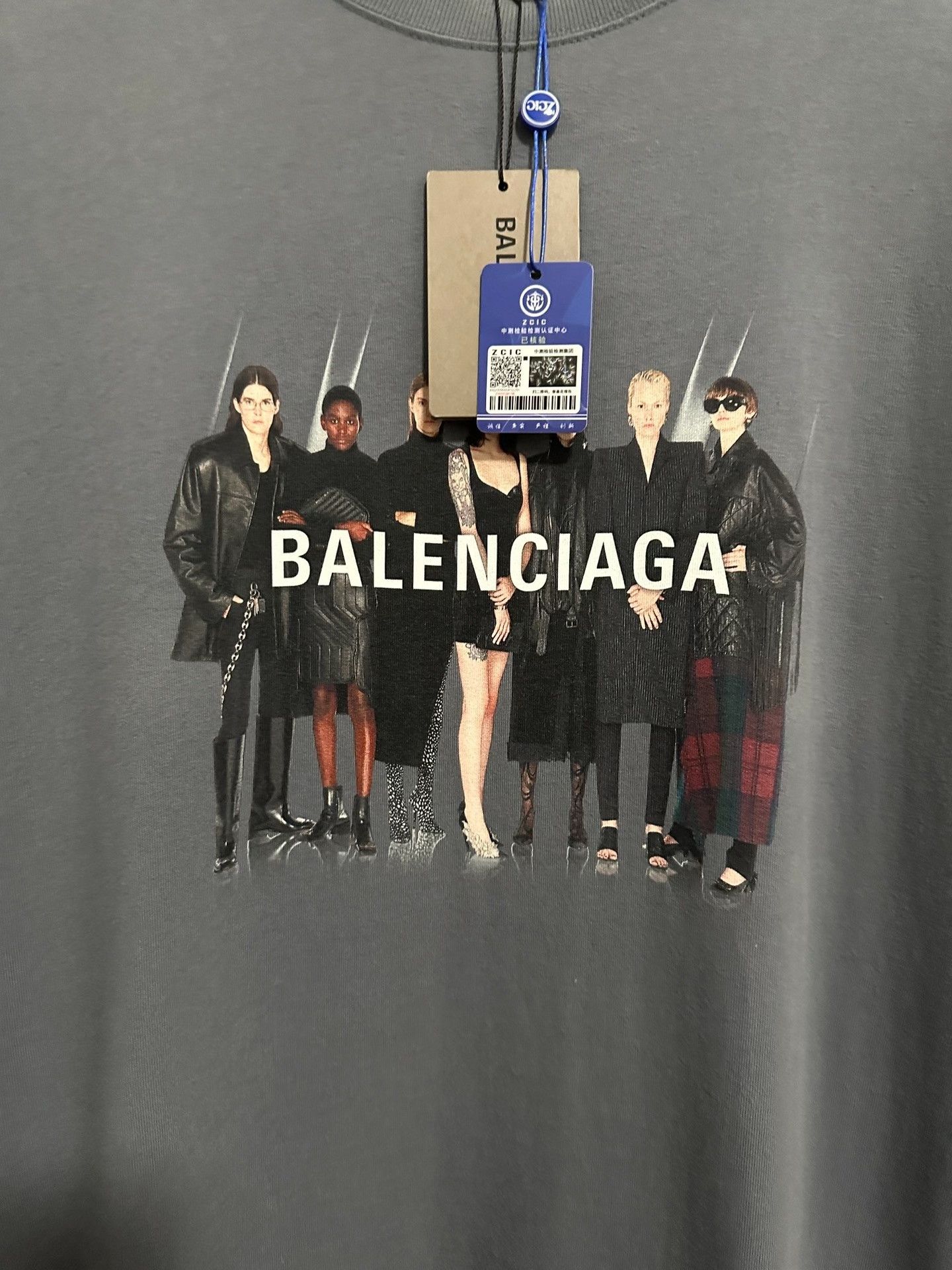Balenciaga Balenciaga Portrait Band Print Short Sleeve T-shirt Size US M / EU 48-50 / 2 - 2 Thumbnail