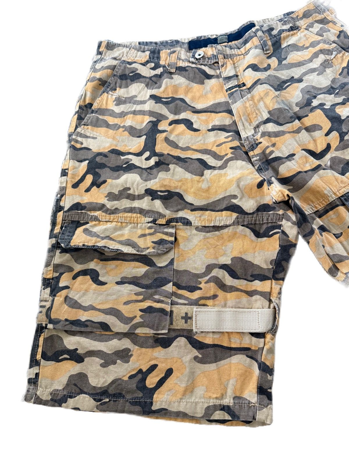 Marithe + Francois Girbaud MFG CAMOUFLAGE SHORTS CARGO STYLE Size US 36 / EU 52 - 3 Thumbnail