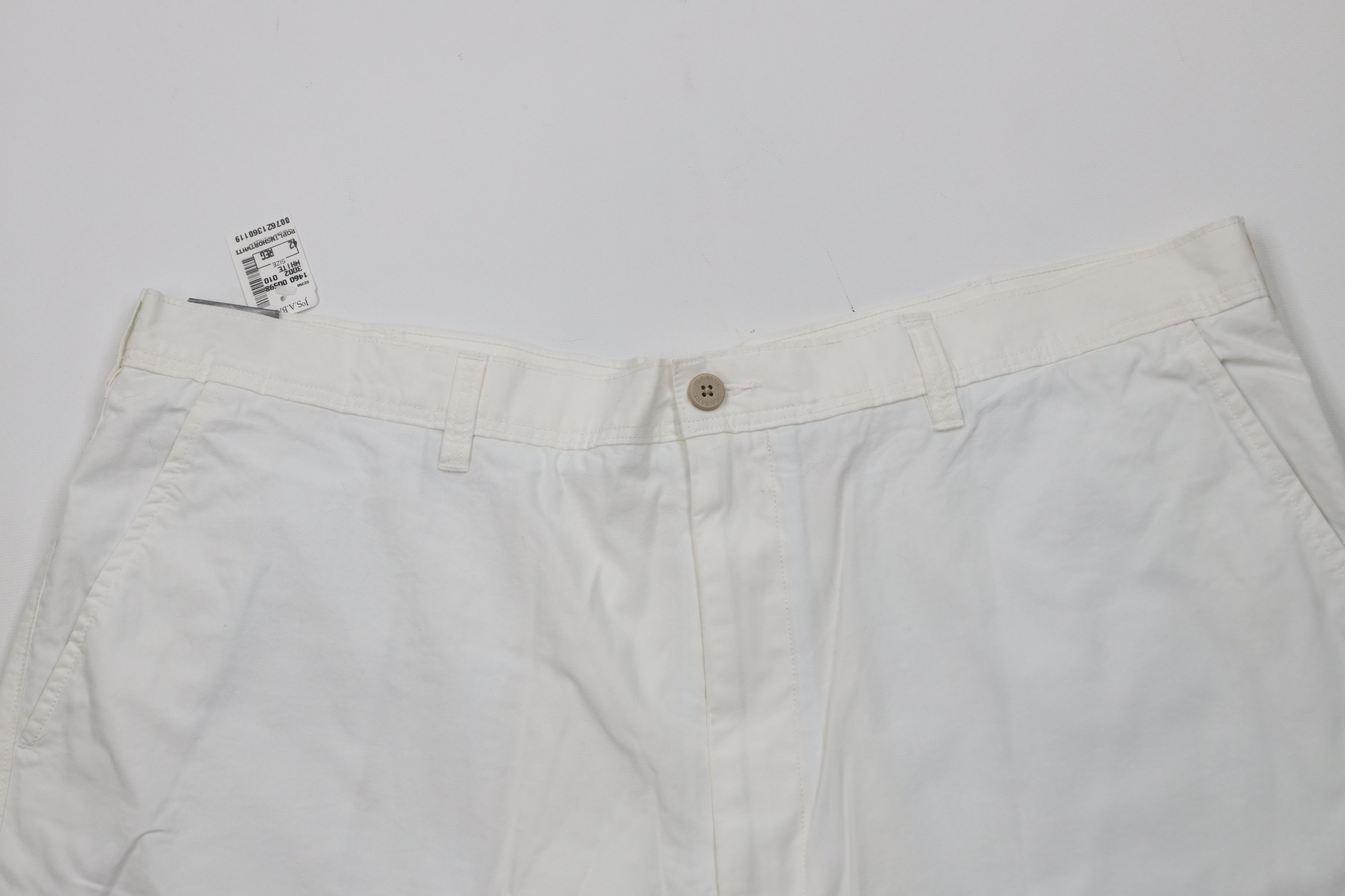 Jos. A. Bank Deadstock Vintage Jos A Bank Chino Shorts White Cotton Size US 42 / EU 58 - 2 Thumbnail