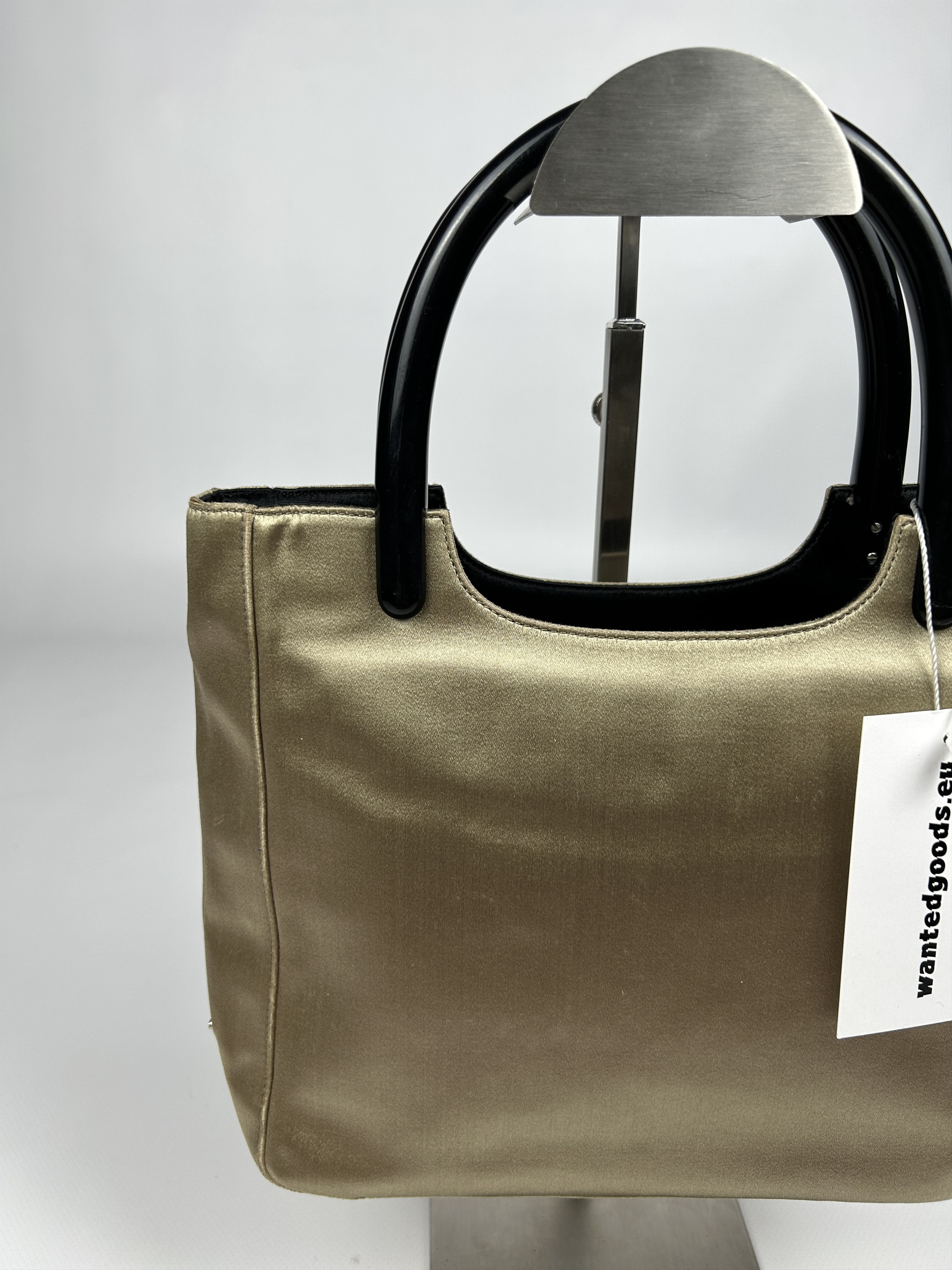 Prada Prada triangle logo velvet plastic handle mini tote bag Size ONE SIZE - 10 Thumbnail
