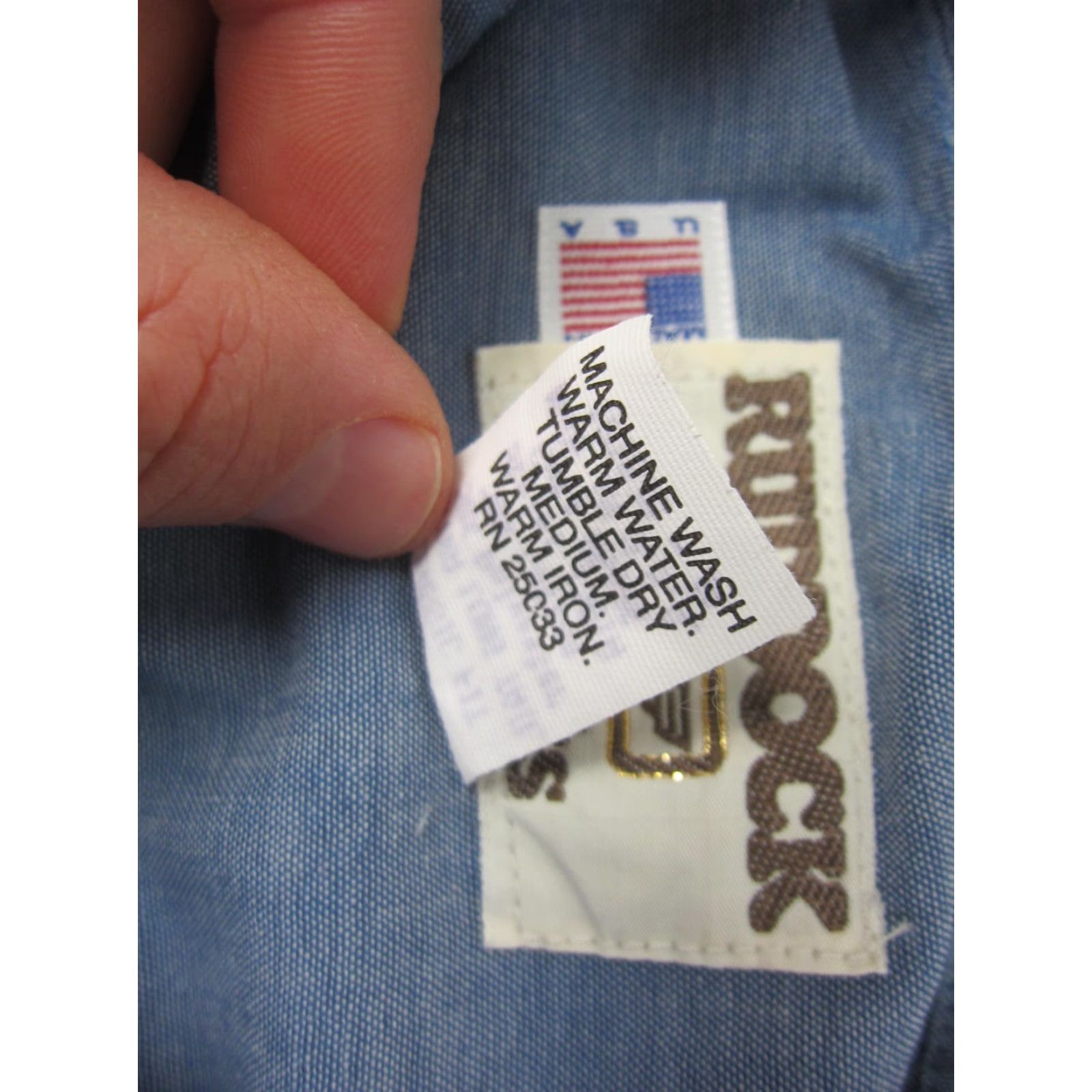 Vintage Ruddock Shirt Mens 17 Blue Chambray Western Made in USA Long Tail Snap Shirt} Size US XL / EU 56 / 4 - 5 Thumbnail