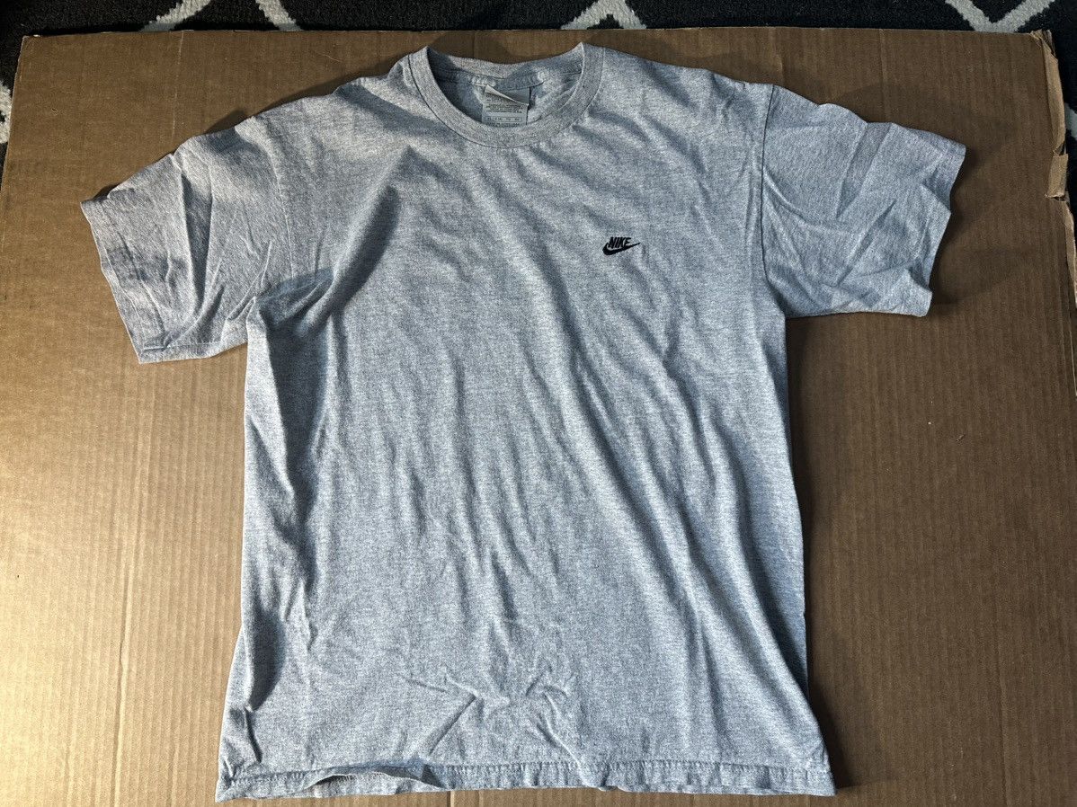 Nike Nike vintage embroidered swoosh shirt Size US XL / EU 56 / 4 - 1 Thumbnail