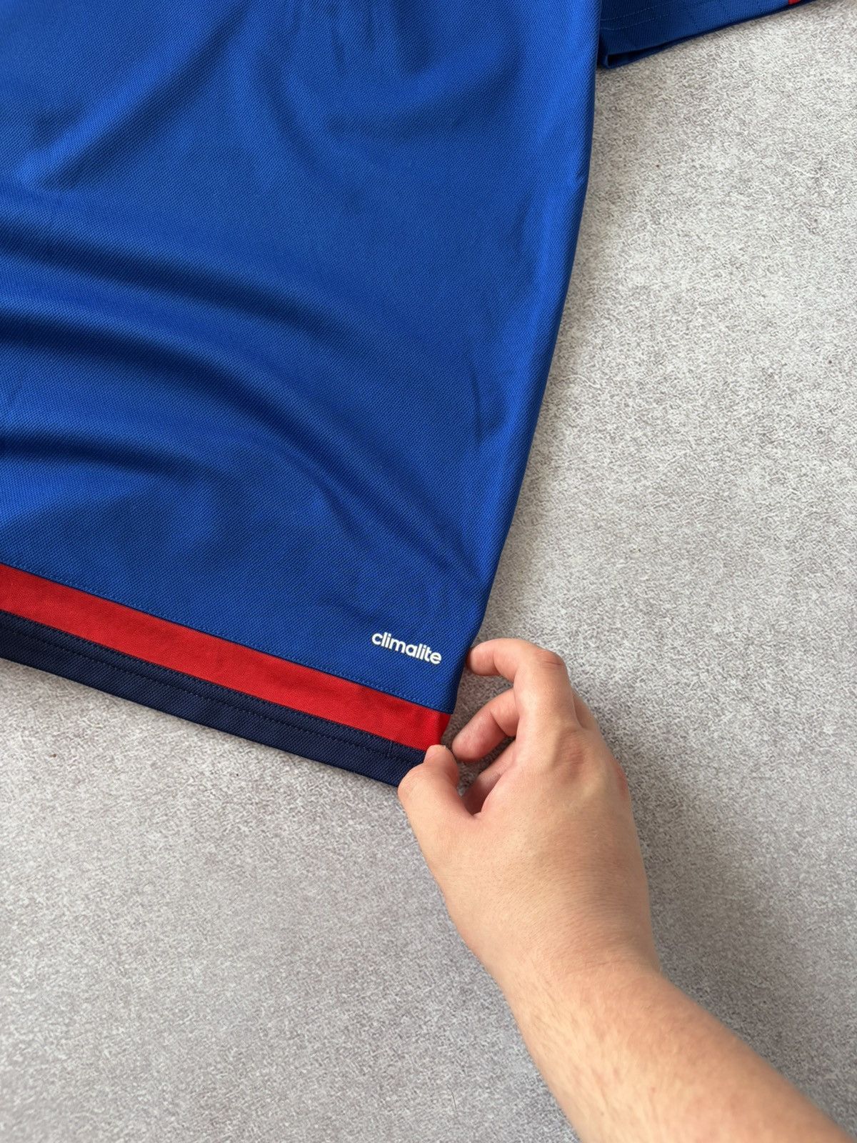 Adidas Adidas Manchester United Blue Red Football Soccer Jersey Size US S / EU 44-46 / 1 - 3 Thumbnail