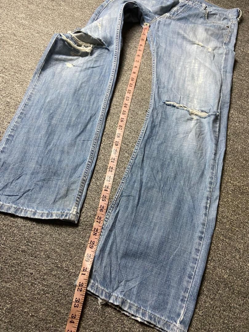 Levi's Levis Strauss Co. Distressed Jeans (175) Size US 32 / EU 48 - 10 Thumbnail