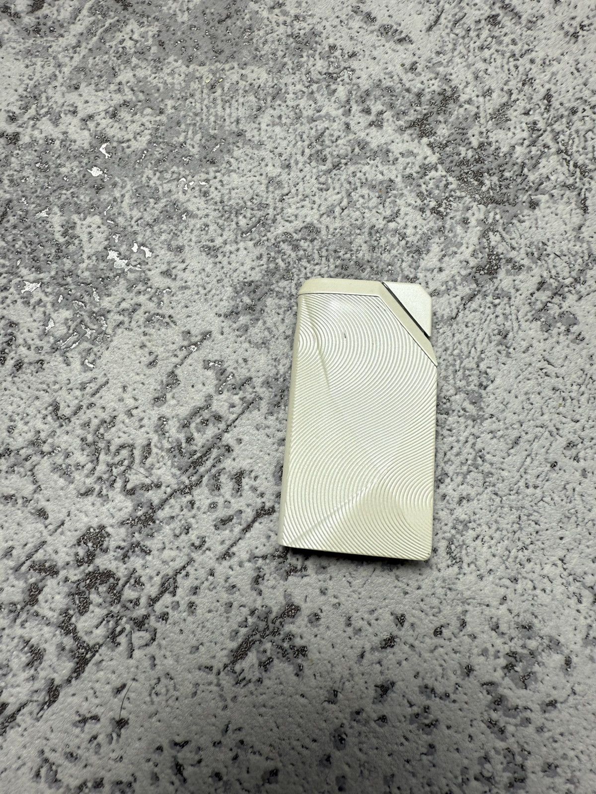 Marlboro Y2K ELEGANCE MARLBORO GEOMETRIC METAL PUNK ROCK LIGHTER Size ONE SIZE - 2 Thumbnail