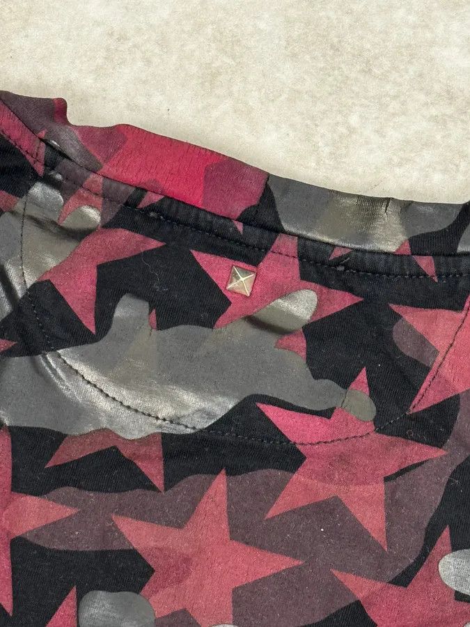 Valentino Valentino Black & Red Star Camo T-Shirt Size US S / EU 44-46 / 1 - 8 Thumbnail