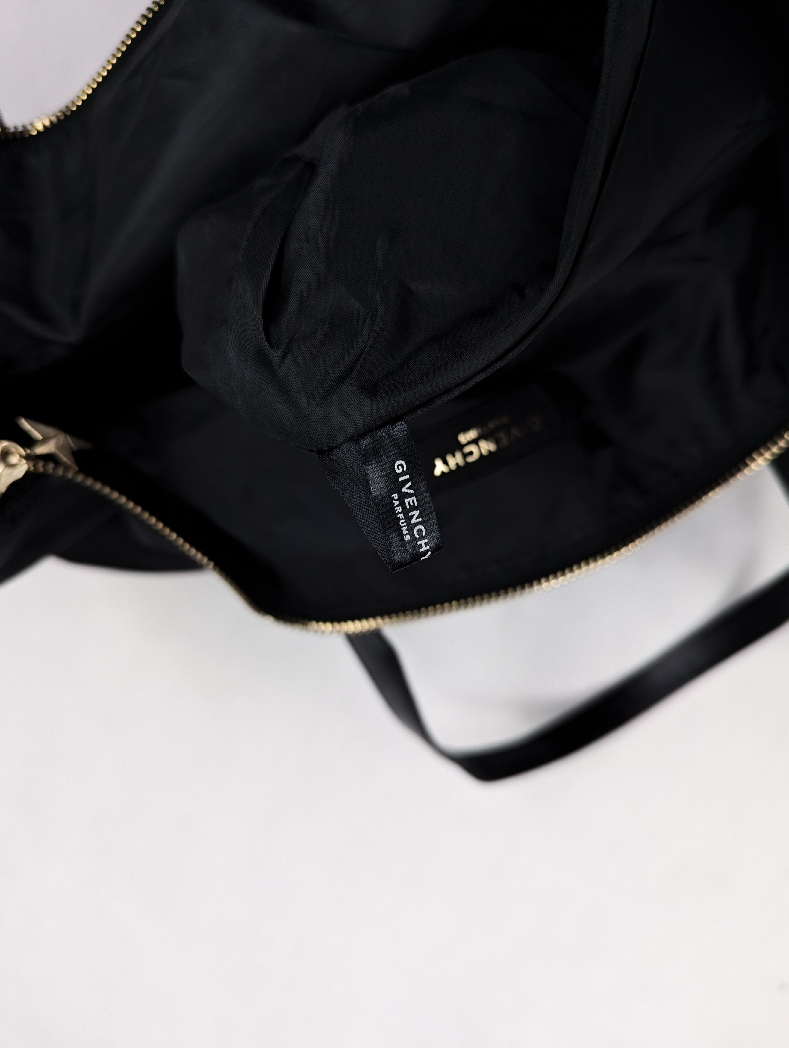Givenchy Givenchy black bag Size ONE SIZE - 4 Thumbnail