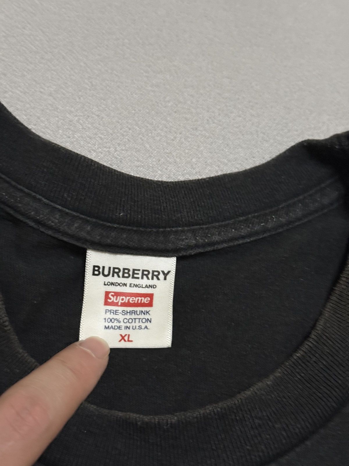 Burberry × Supreme Supreme Burberry black box logo tee T