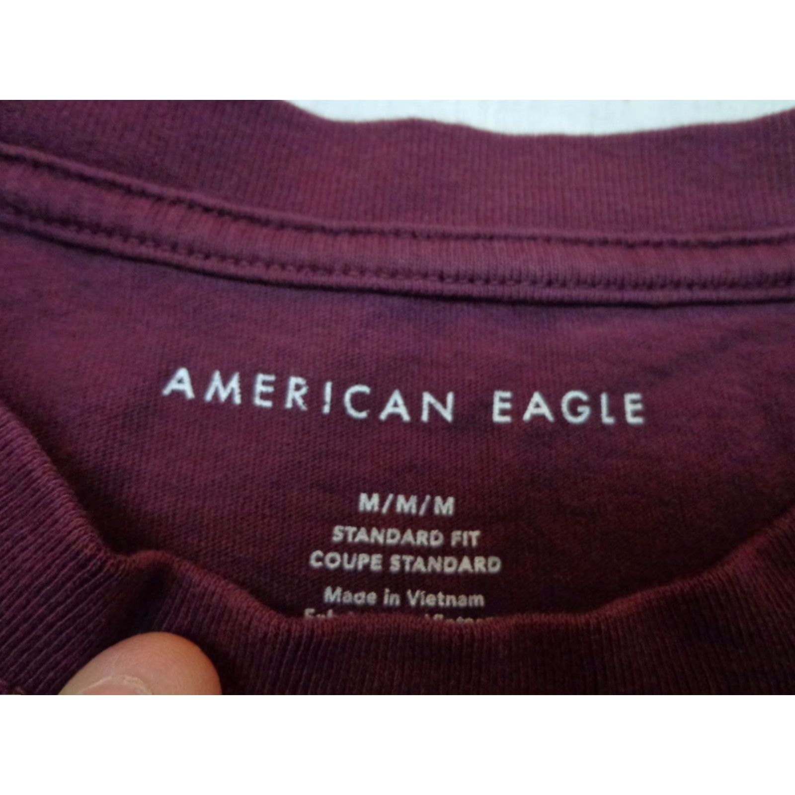 American Eagle Outfitters American Eagle Outfitters T Shirt Burgundy Short Sleeve Size Medium Crew Neck Logo Crew Neck Men Red Solid Cotton Classic Fit Vintage: No Size US M / EU 48-50 / 2 - 3 Thumbnail