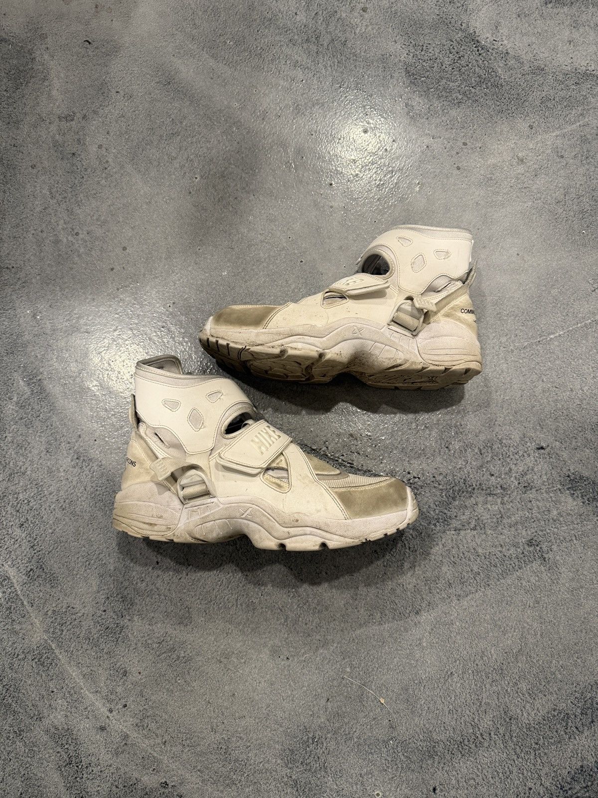 Comme des Garcons Comme des Garcon homme plus Nike Carnivore white Size US 9.5 / EU 42-43 - 1 Thumbnail