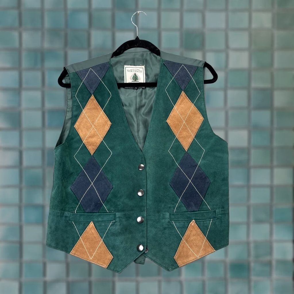 Vintage VINTAGE Northwest Territory Vest Mens M Green Leather Geometry Quilted Casual Western 38in Chest Spring Summer Fall Winter Mens Size US M / EU 48-50 / 2 - 1 Thumbnail