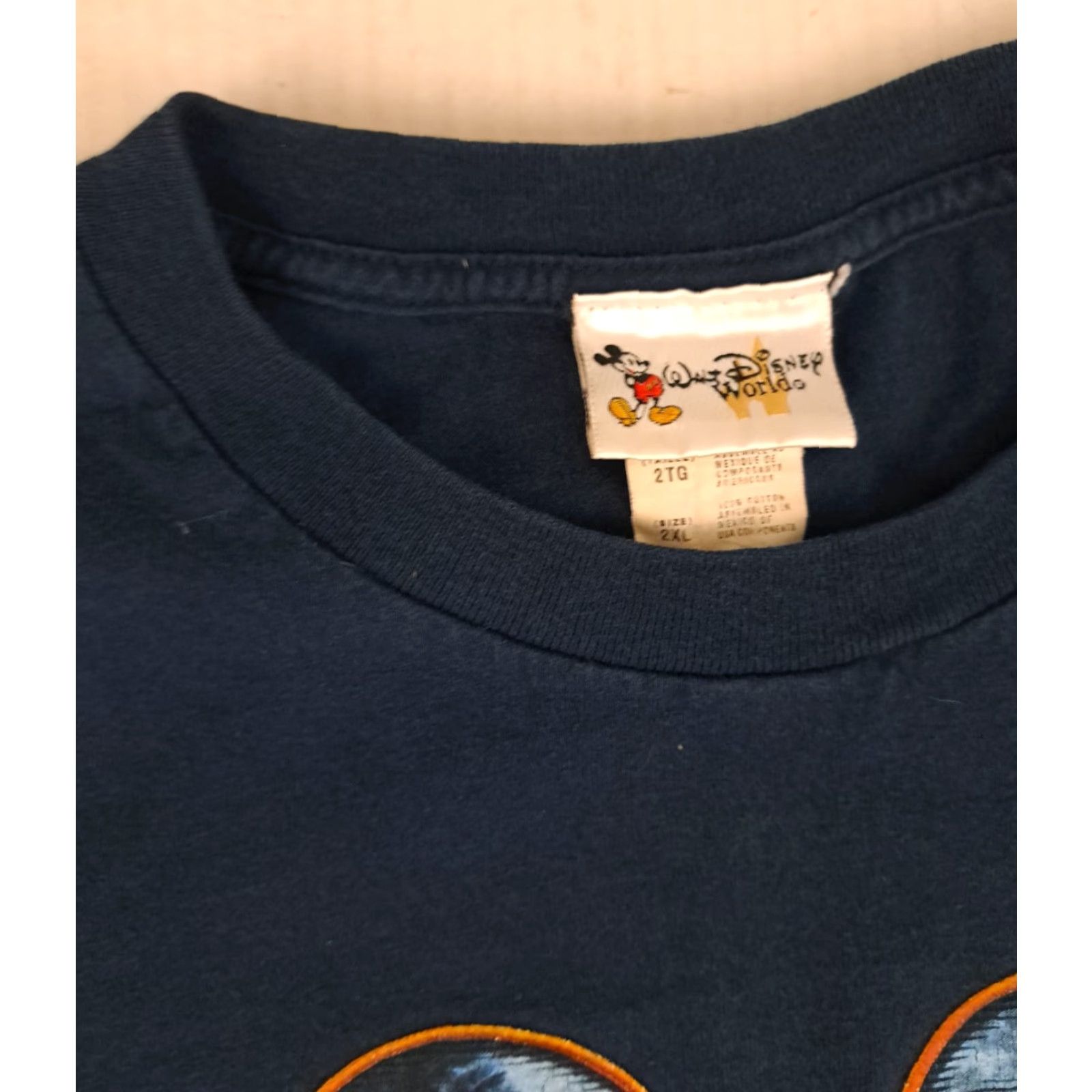 Vintage VINTAGE Year of the Dragon Walt Disney World T-Shirt 2XL Crew Neck Short Sleeve Blue Canvas Disney 90s Theme Ride Unisex Adults Mens Womens Size US XXL / EU 58 / 5 - 3 Thumbnail