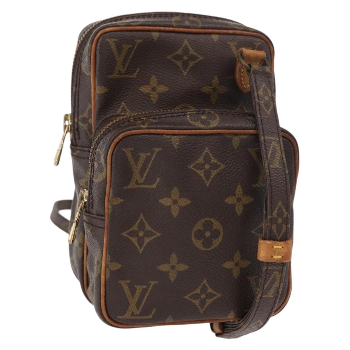 Louis Vuitton Louis Vuitton Amazone Bag Monogram Canvas Size ONE SIZE - 1 Thumbnail