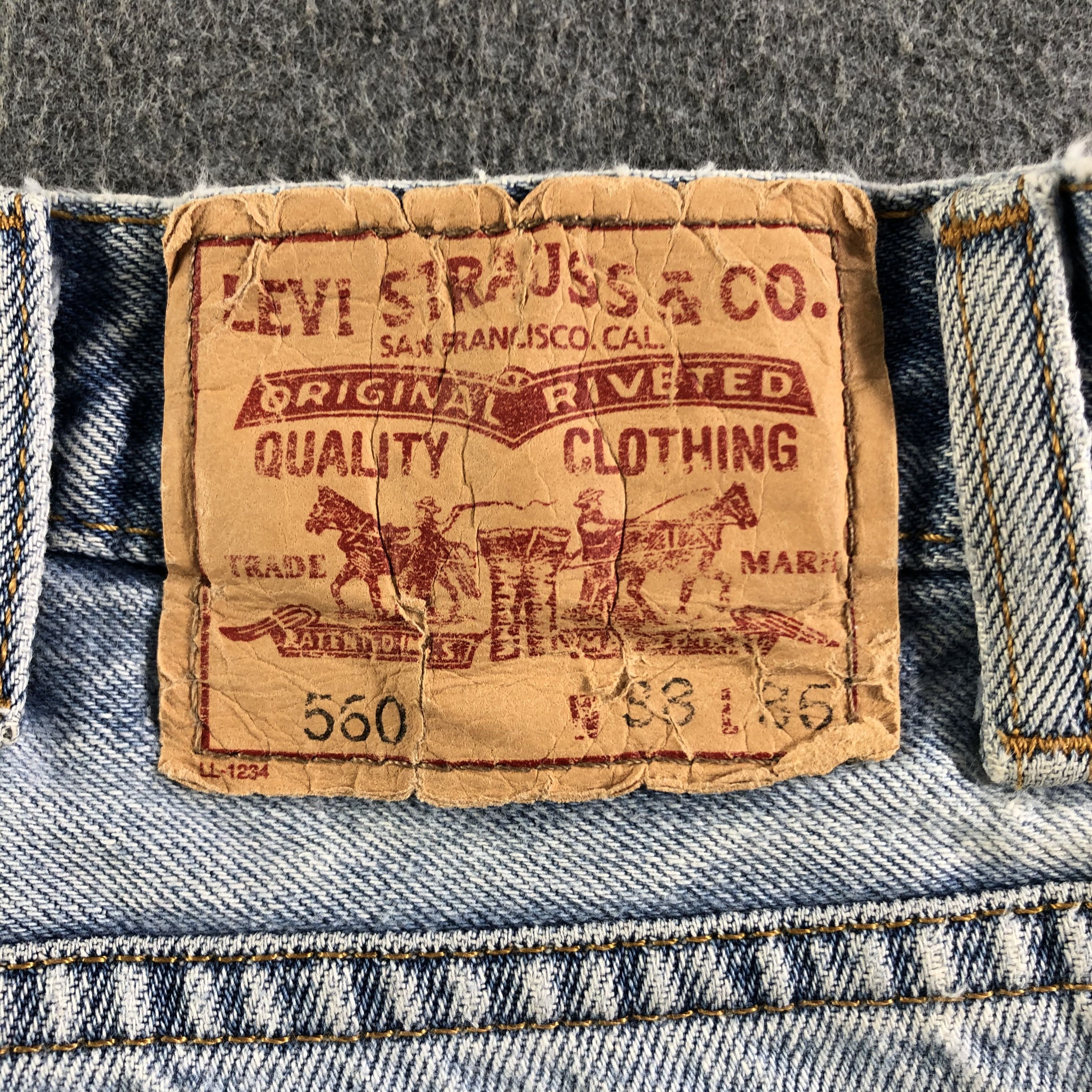 Levi's Vintage Light Wash Levis 560 Jeans-J3041 Size US 39 - 5 Thumbnail