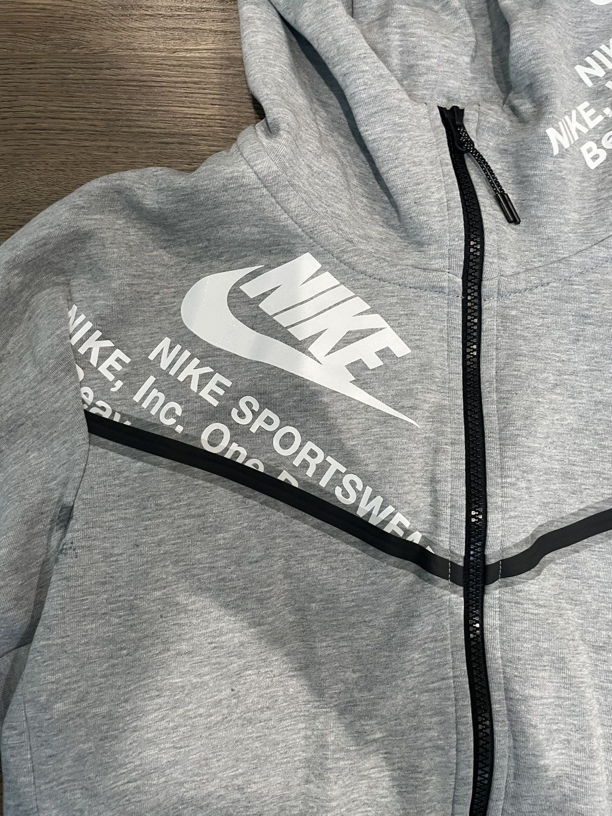 Nike Nike Sportswear Tech Hoodie Size US M / EU 48-50 / 2 - 4 Thumbnail