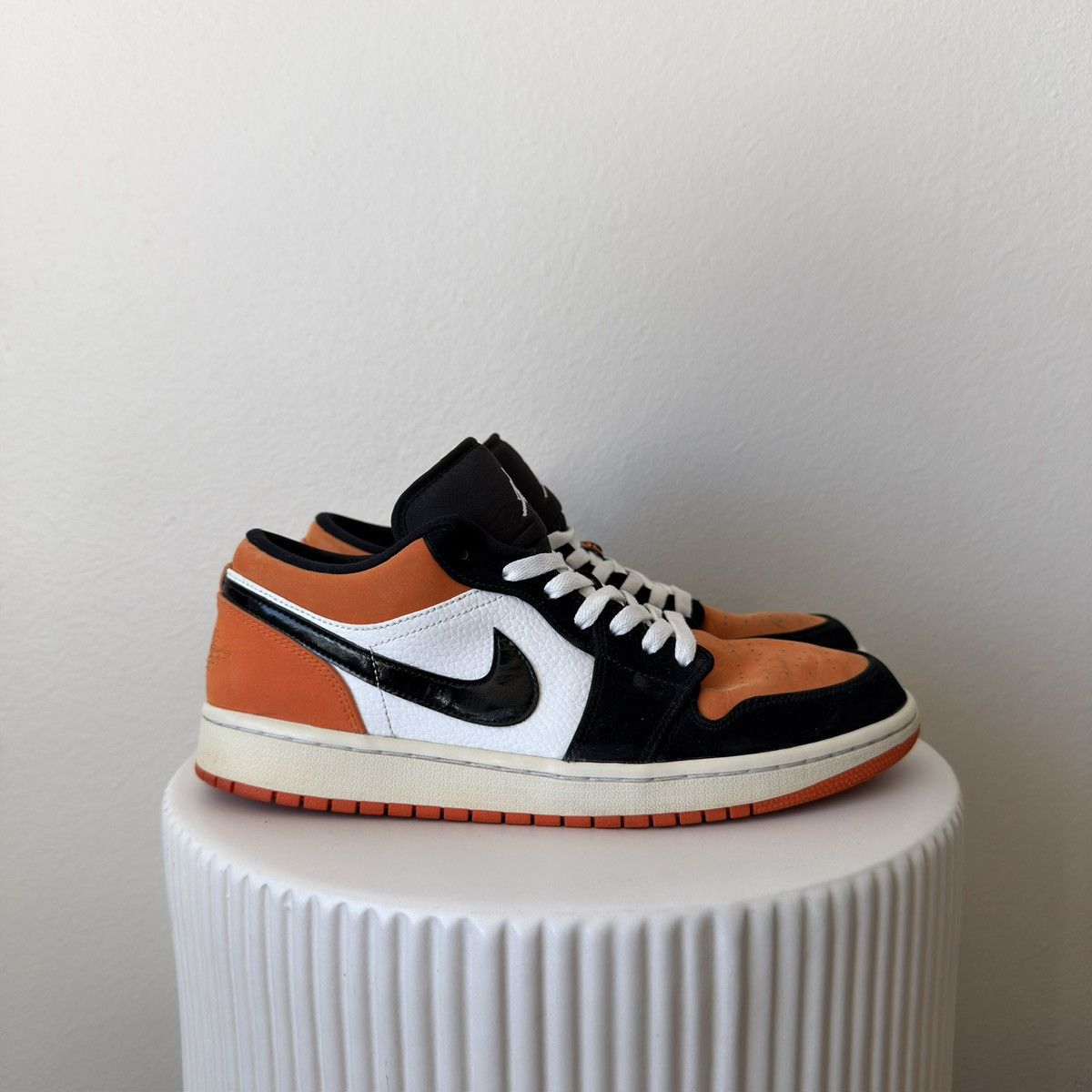 Nike Air Jordan 1 Low ‘Shattered Backboard’ Size US 10 / EU 43 - 4 Thumbnail