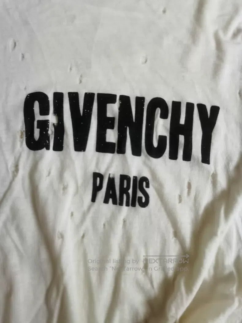 Givenchy Givenchy Hole Short Sleeve T-Shirt Size US XS / EU 42 / 0 - 2 Thumbnail