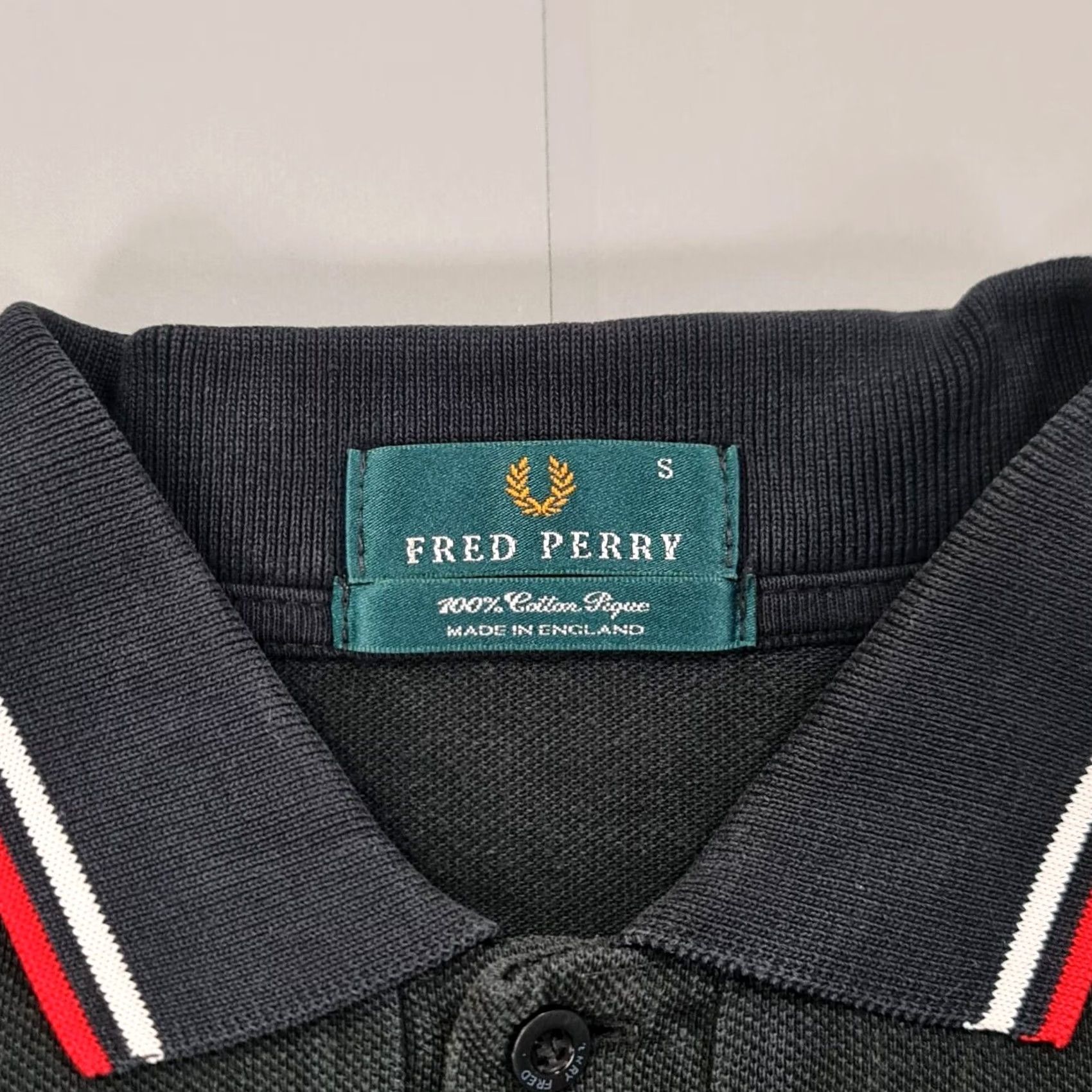 Fred Perry Fred Perry Mens Polo Shirt Black Small Tipped Neck Pique Cotton Made In England Size US S / EU 44-46 / 1 - 3 Thumbnail