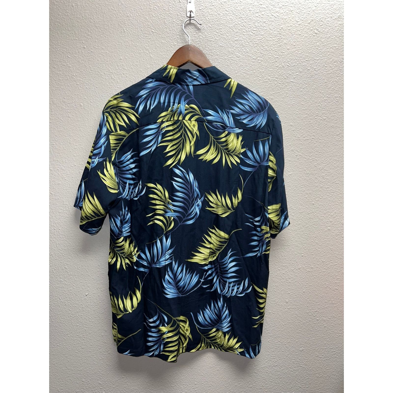 Other Vintage Bishop St. Button Down Shirt Blue Hawaii Floral Tee Size US M / EU 48-50 / 2 - 7 Thumbnail