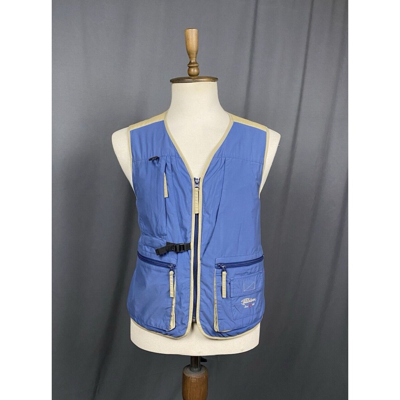 Fjallraven Fjallraven Men's Blue Multipocket Hunting Lightweight Vest S Size US M / EU 48-50 / 2 - 1 Thumbnail