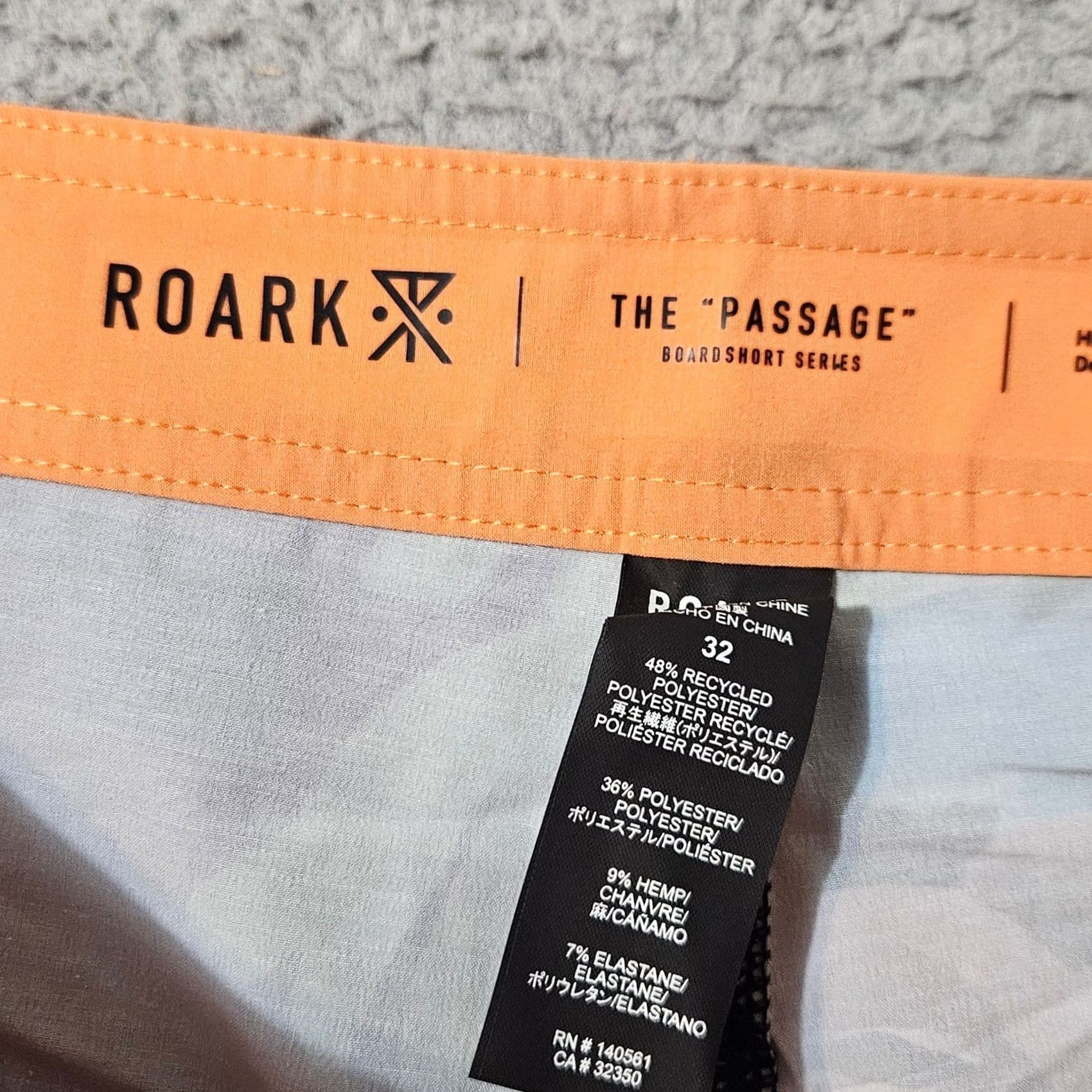 Roark Roark Passage Tahiti Treat 17" Board Shorts Size 32 NWT Men's Size US 32 / EU 48 - 3 Thumbnail