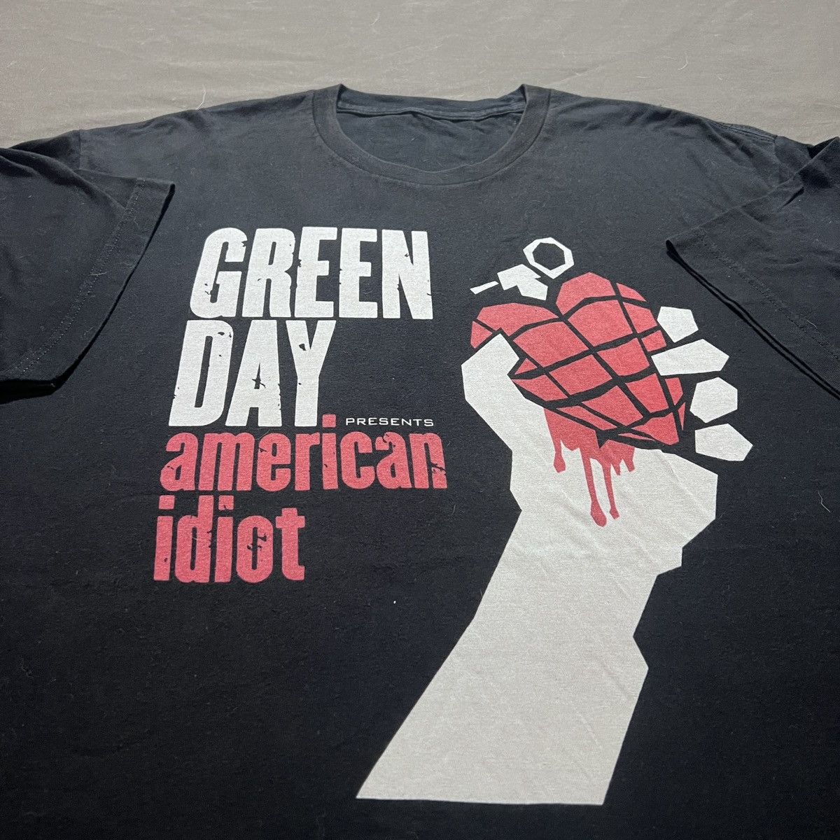 Band Tees Vintage Y2K Green Day American Idiot Tee 2XL Punk rock Size US XXL / EU 58 / 5 - 2 Thumbnail